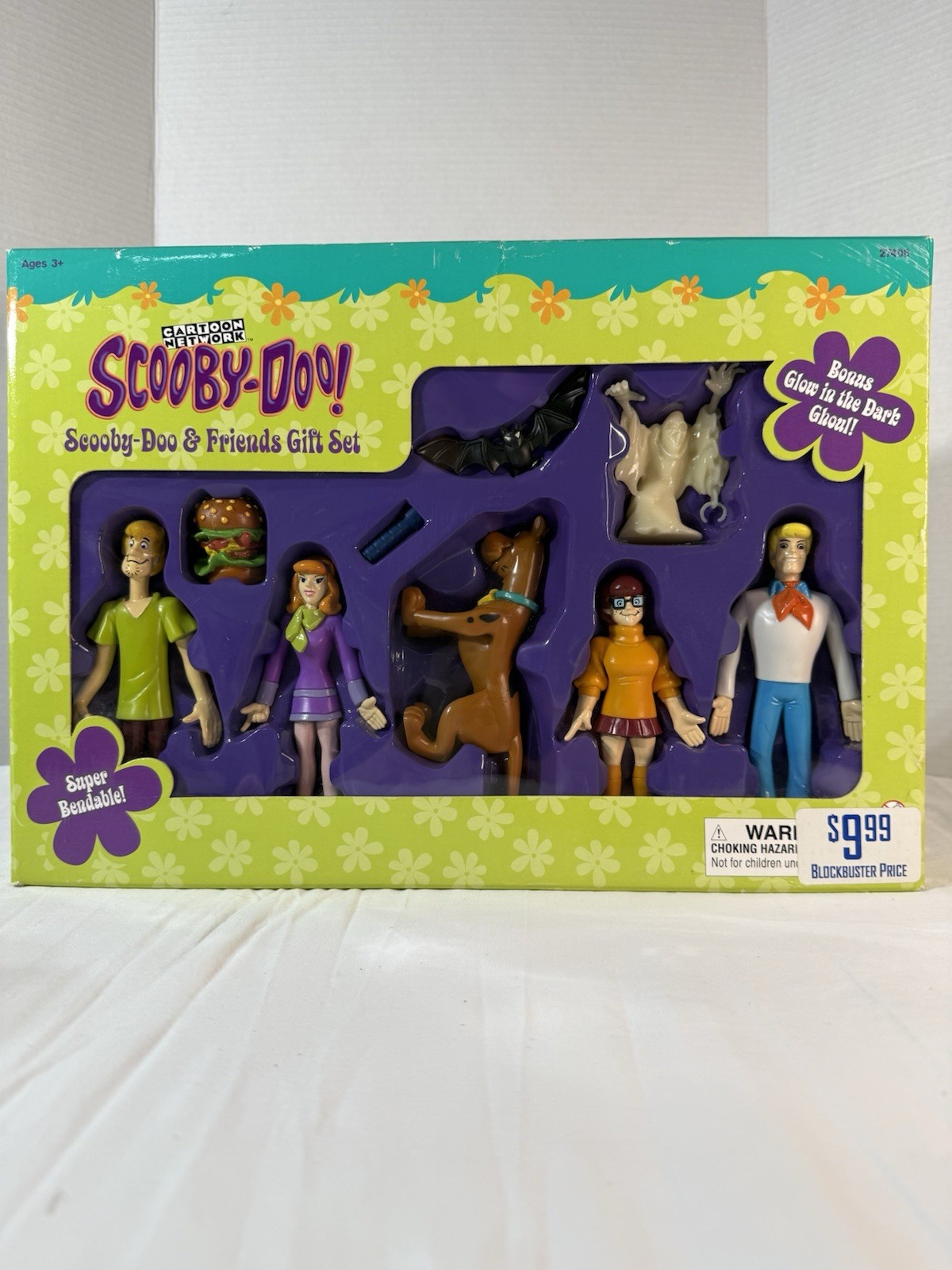 Scooby-Doo & Friends Gift Set Bonus Glow In The Dark Ghoul Blockbuster Exclusive