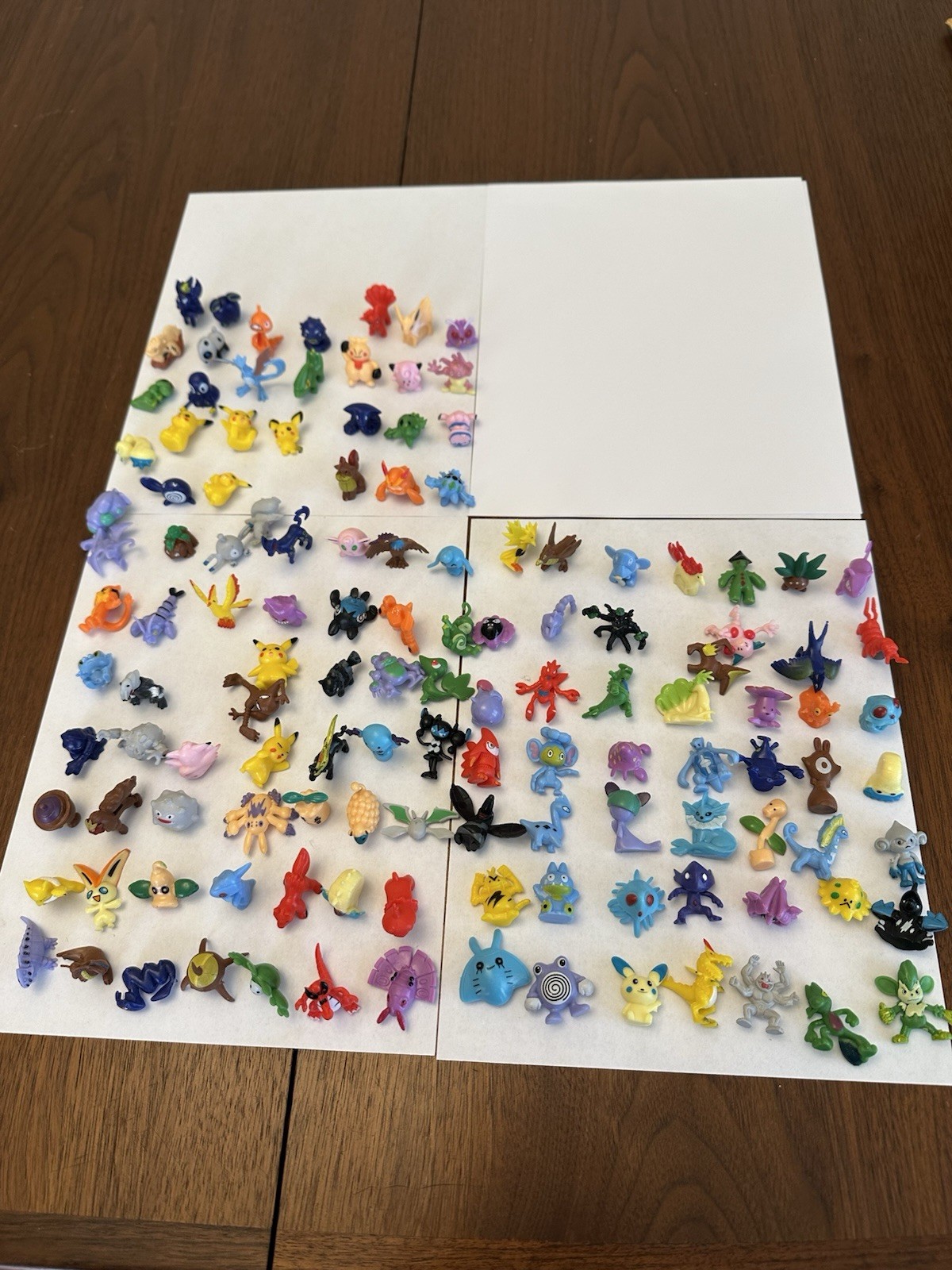 Lot of 126 Small Pokemon (PK) Miniature Mini Figs Figures 1&Prime; Tiny Toys Assorted