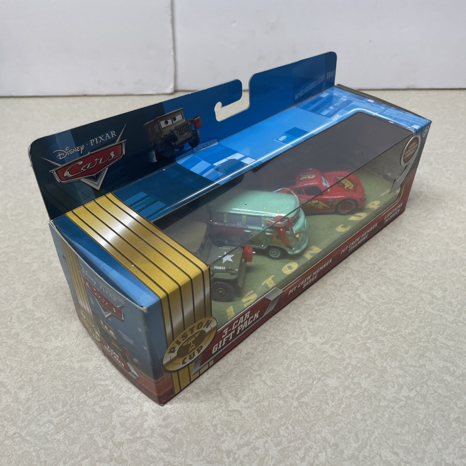 Pit Crew Sarge & Fillmore & Lightning McQueen Disney Pixar Cars 3 Gift Pack