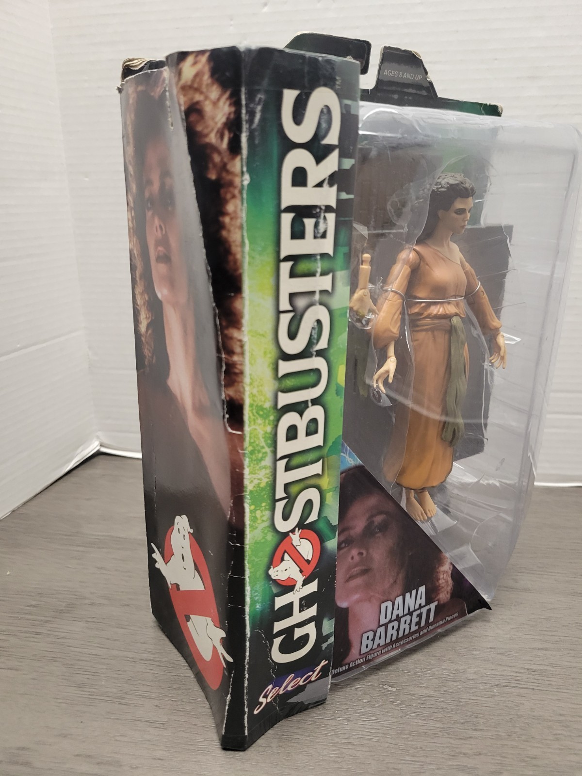 Diamond Select Ghostbusters Select Series 2 Dana Barrett Action Figure