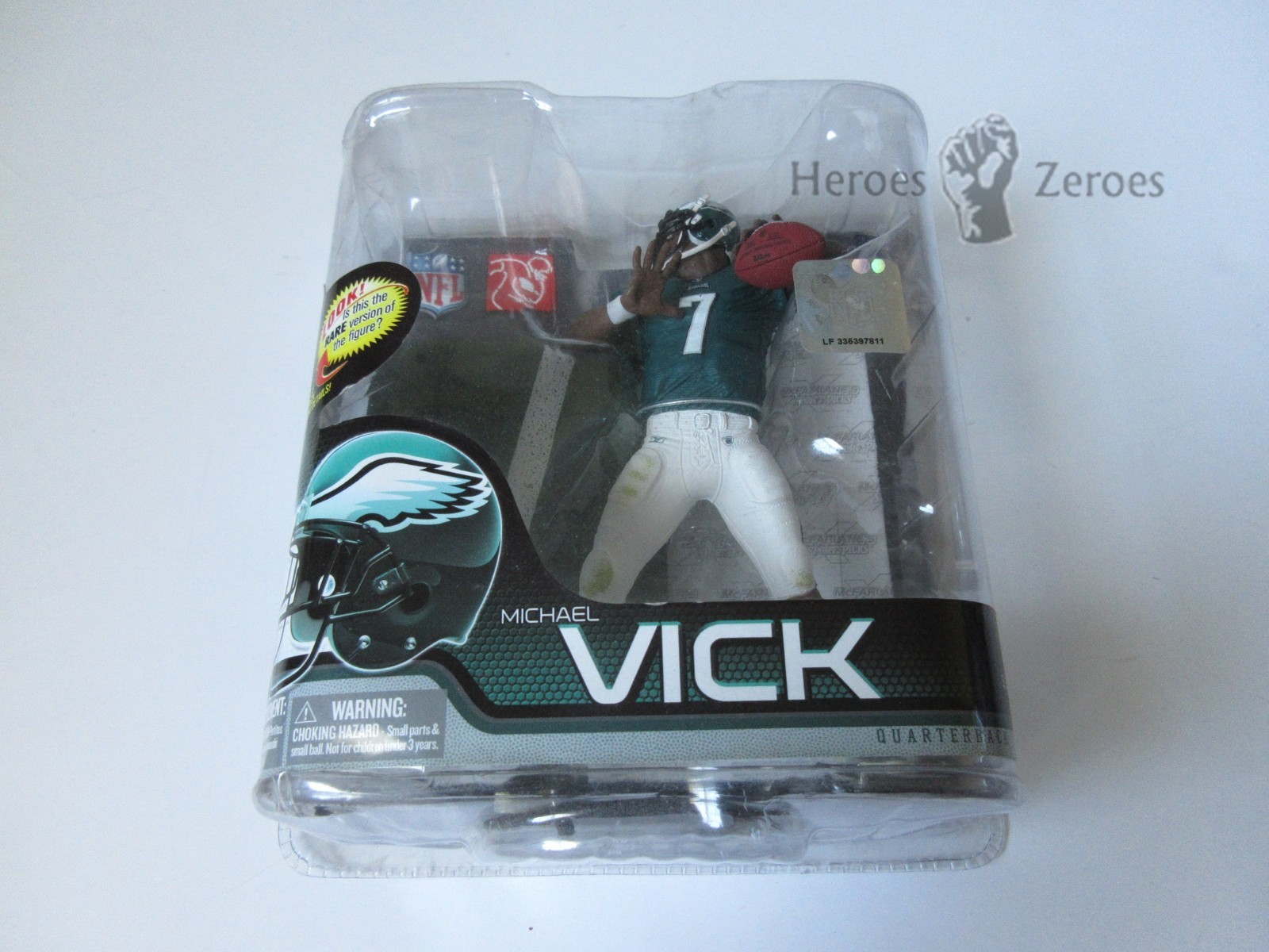 McFarlane NFL Series 28 MICHAEL VICK Eagles Green Jersey New NIB 2011 *Imperfect