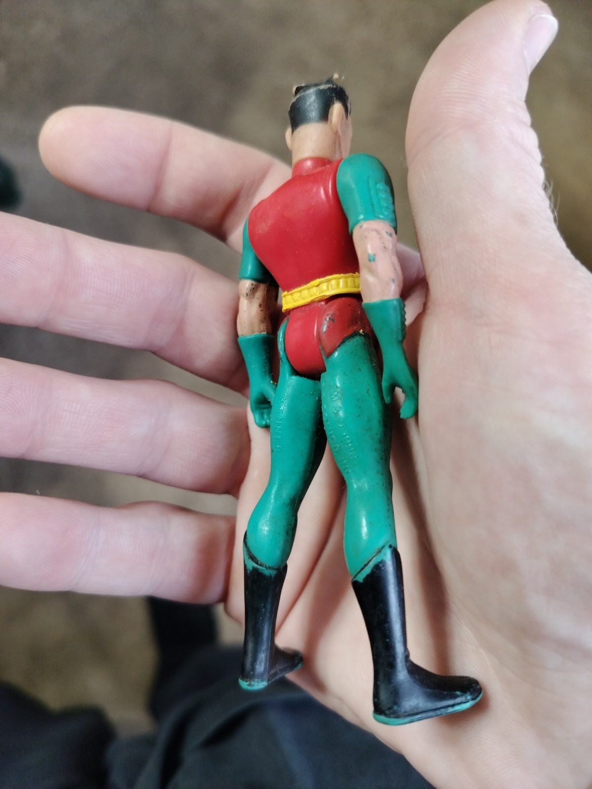 1993 DC Comics Kenner Robin Action Figure 4.5 in. Batman