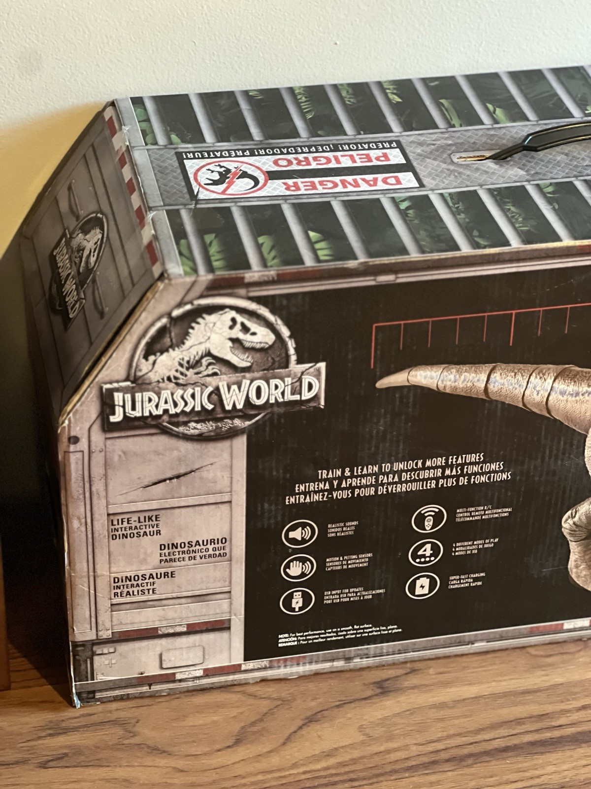 Jurassic World Park Alpha Training Blue | Brand New in Box Remote Control Dino