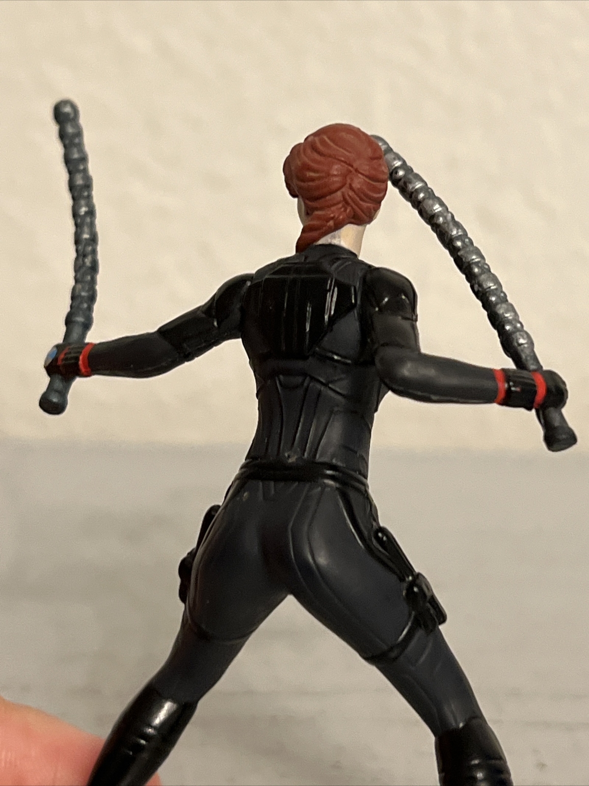 BLACK WIDOW MARVEL AVENGERS 3” ACTION FIGURE (NONE POSABLE TOY (PRE-OWNED)