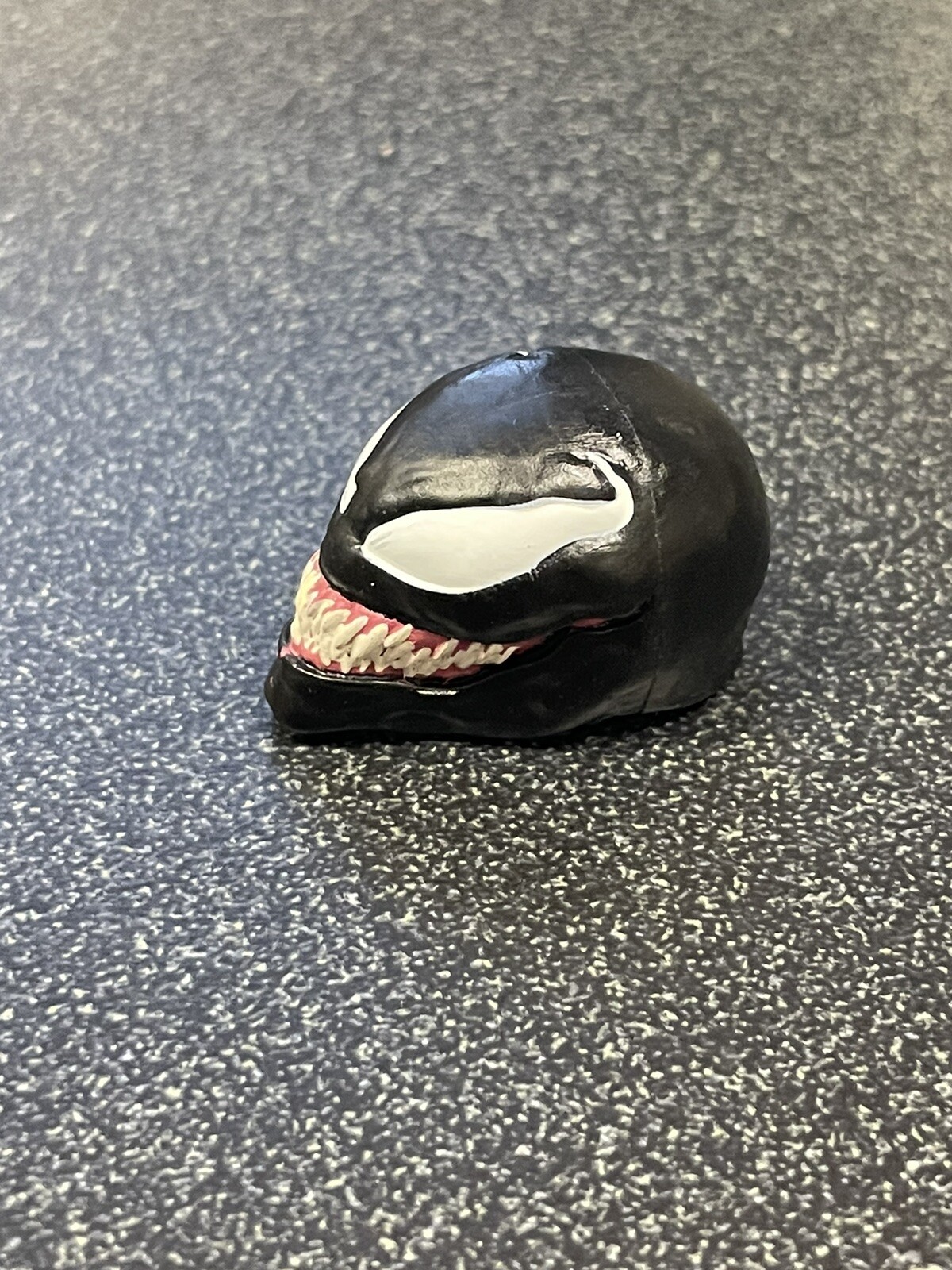 Marvel Legends (VENOM) (HEAD ONLY) FIGURE Venom Movie Sony MINT