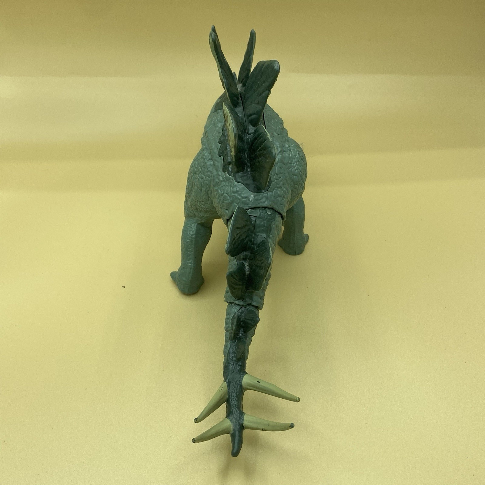 Jurassic World Stegosaurus Action Attack Dinosaur Toy Figure 14in Mattel