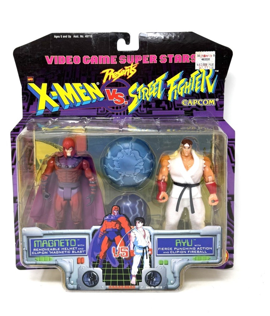 Rare Vintage 1997 TOY BIZ X-Men VS Street Fighter Magneto Ryu Figures