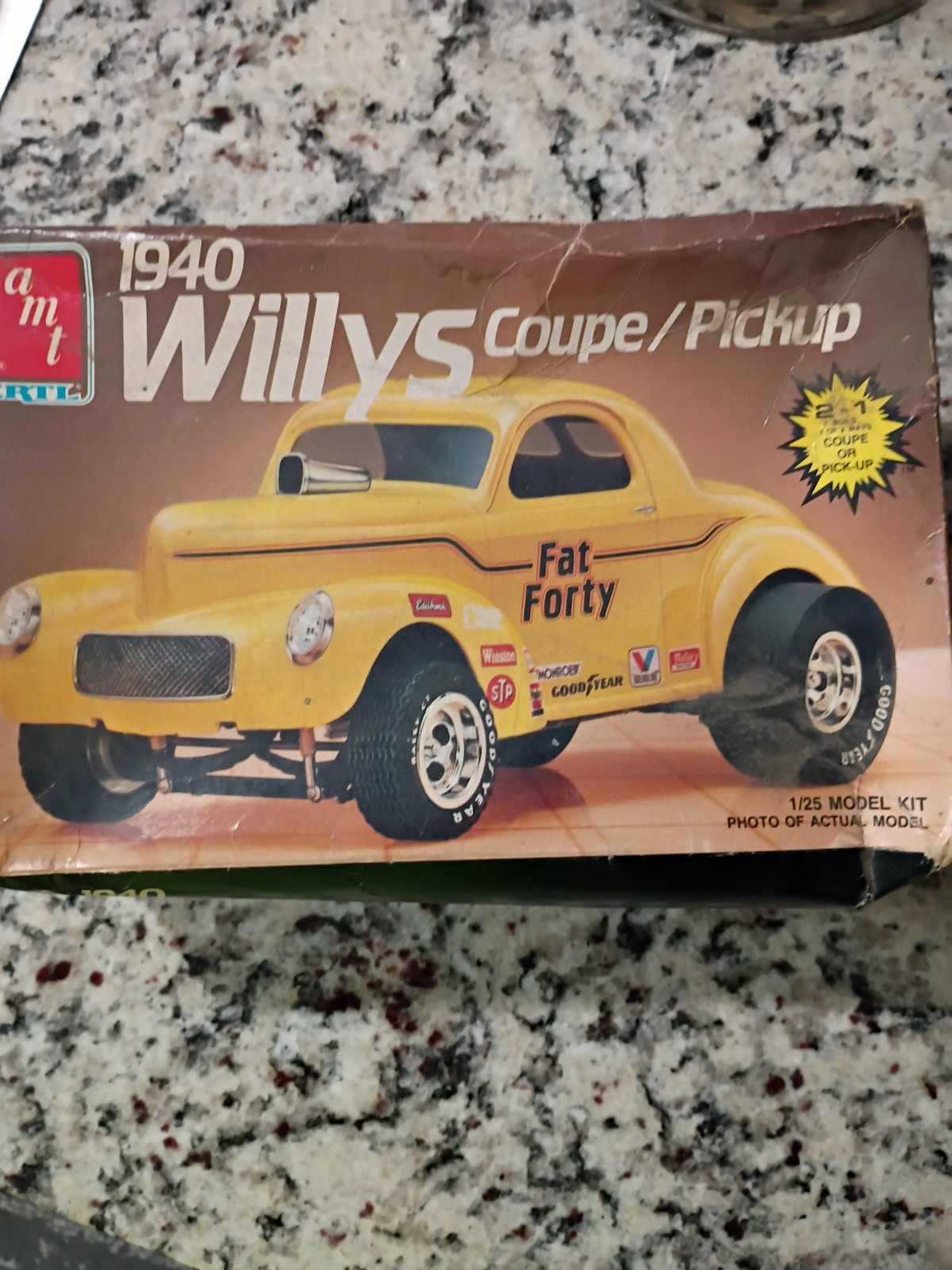 AMT/ERTL 1:25 scale 1940 Willys Coupe/Pickup plastic model kit vintage