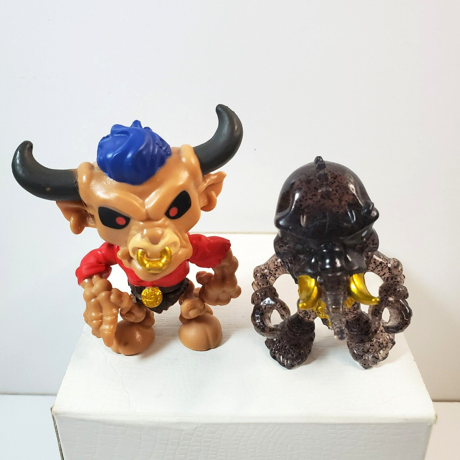 TREASURE X 2 Monsters Dino Gold Tuskin Mammoth Goldataur Vinyl Figures 2.5&Prime;