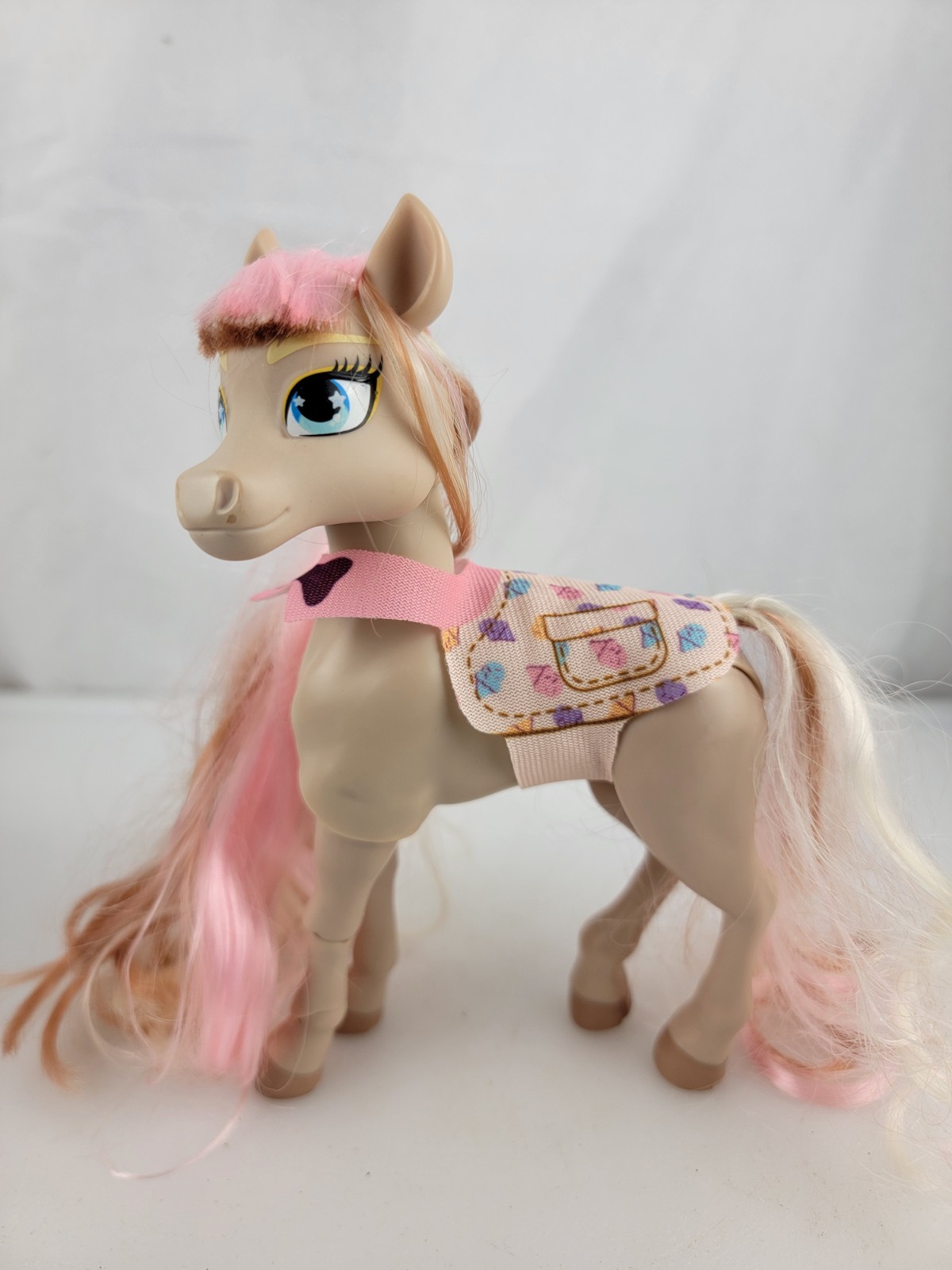 Wild Manes Horse Toy Sundae&rsquo;s Ice Cream Social Pony Articulated Brushable Hair
