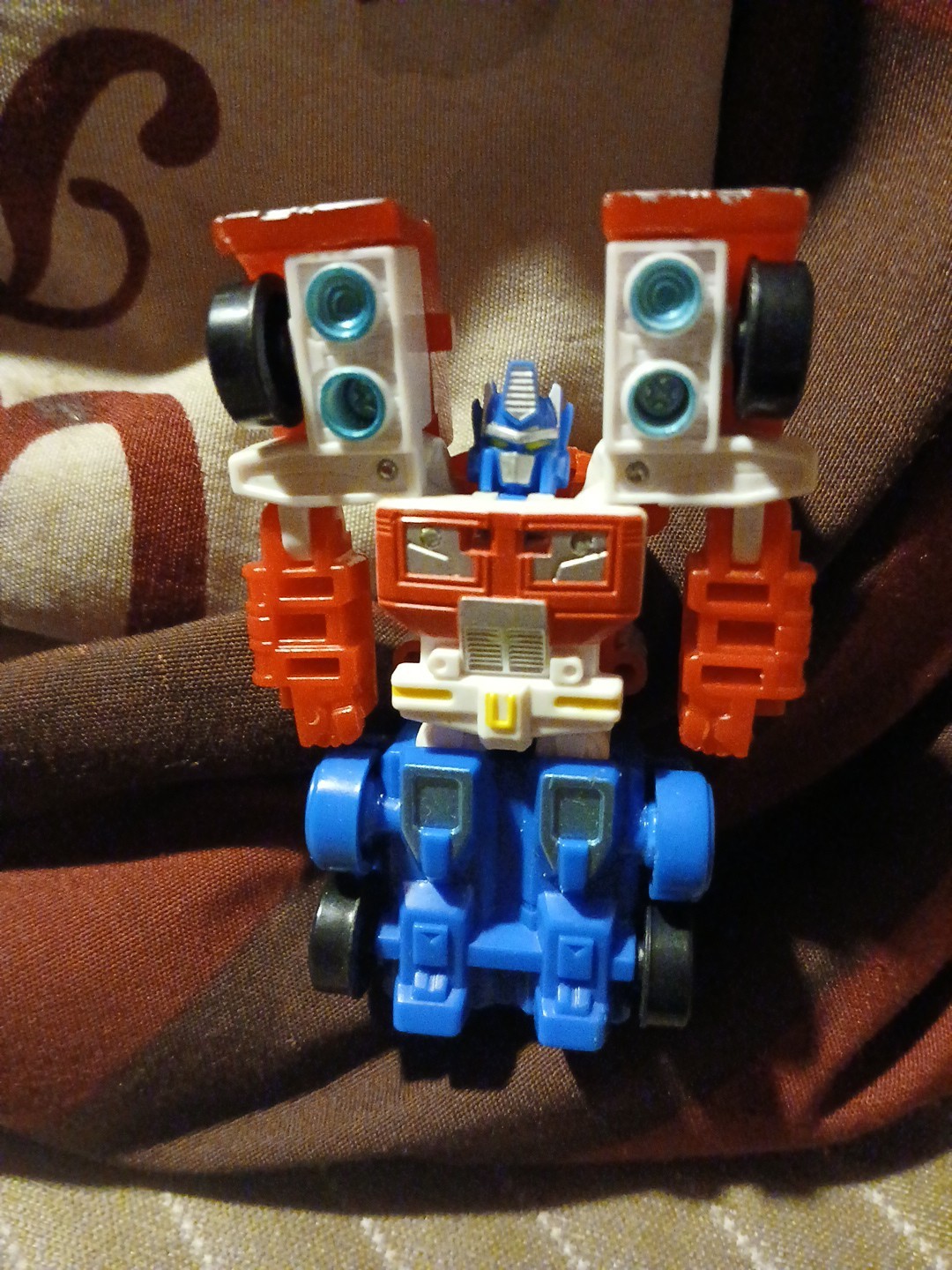 Transformers OPTIMUS PRIME Takara 2001 Hasbro Robots in Disguise 2.5&Prime; Vtg HTF