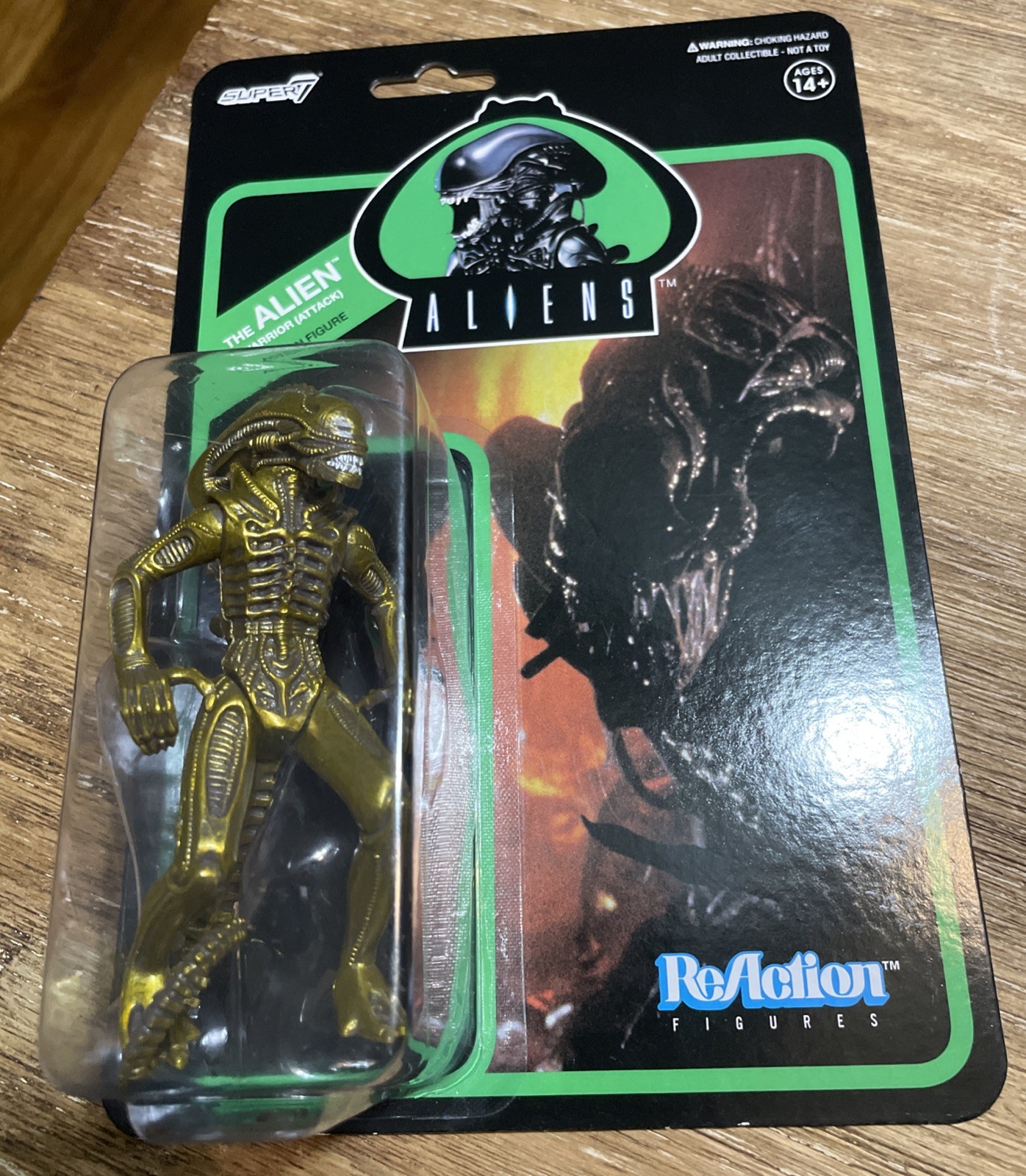 THE ALIEN WARRIOR ATTACK ACTION FIGURE XENOMORPH 4in NEW SUPER 7 REACTION FIGURE