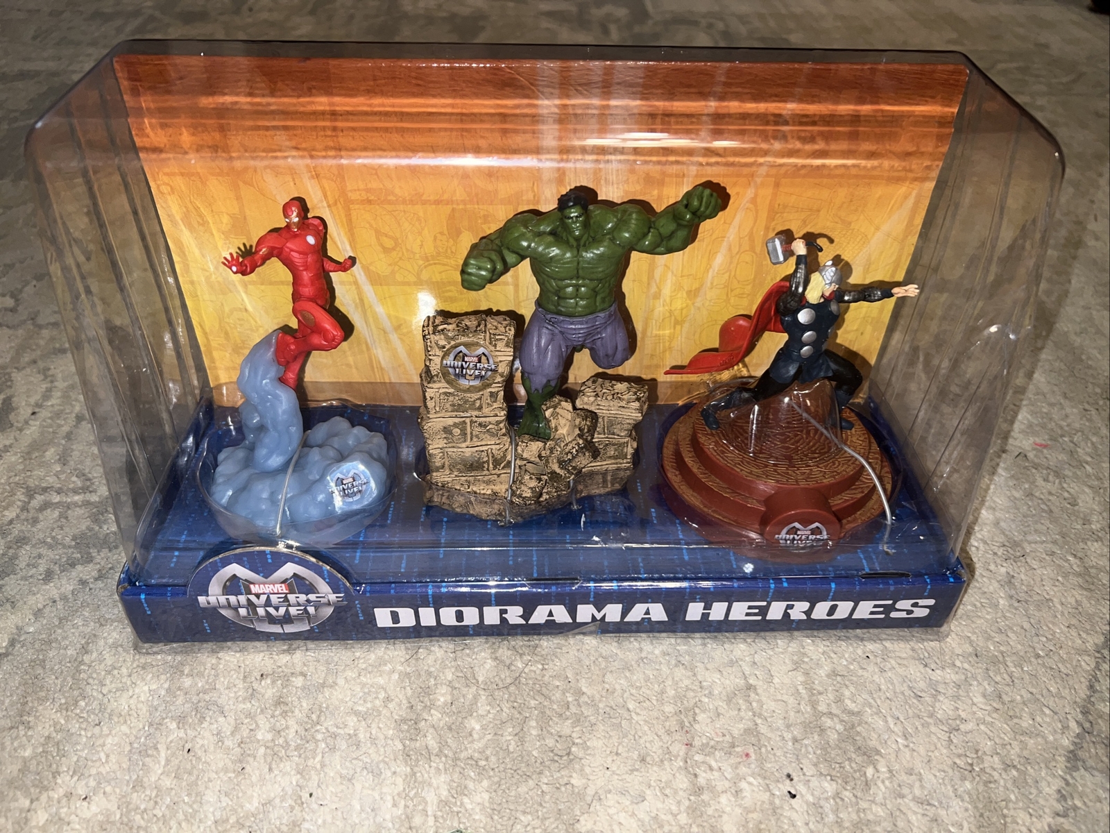 New Marvel Universe Live Diorama Heroes Spider Man Hulk Thor Figure Set Toy