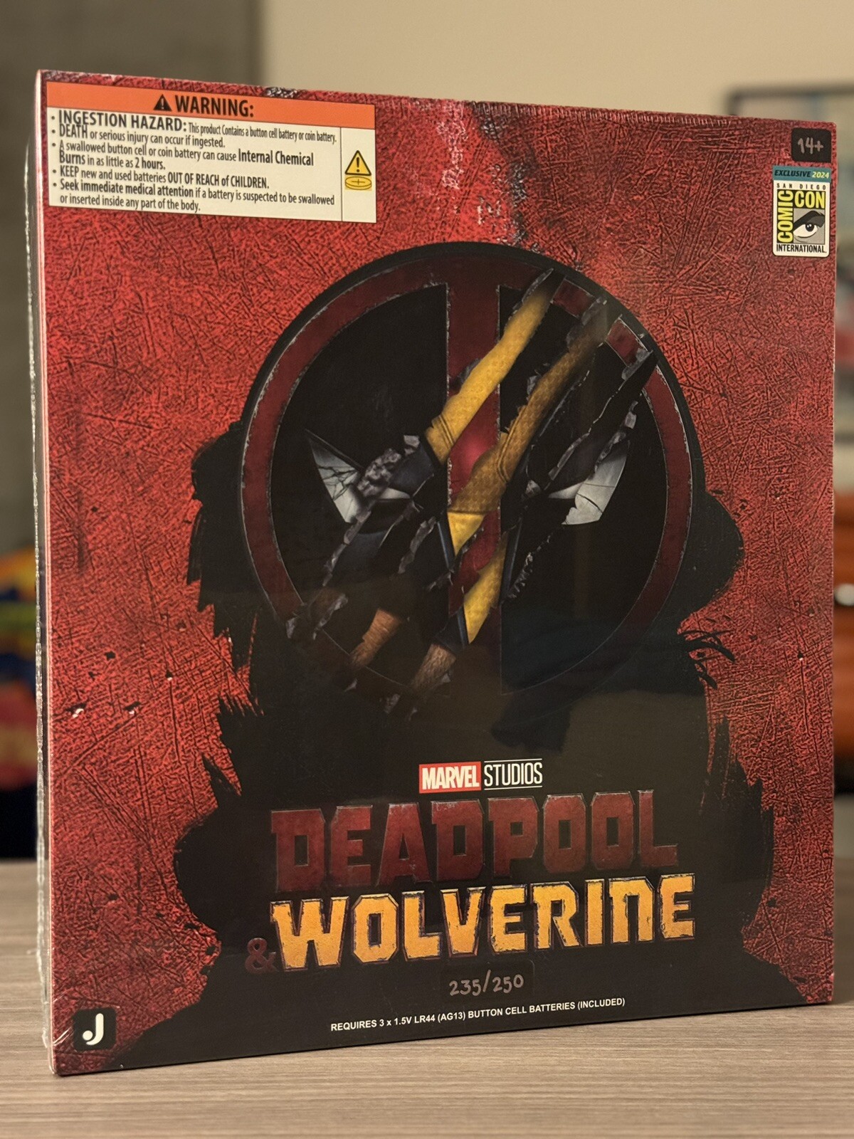 SDCC 2024 Exclusive Deadpool & Wolverine Jazwares Comic Con Mask Cosplay 235/250