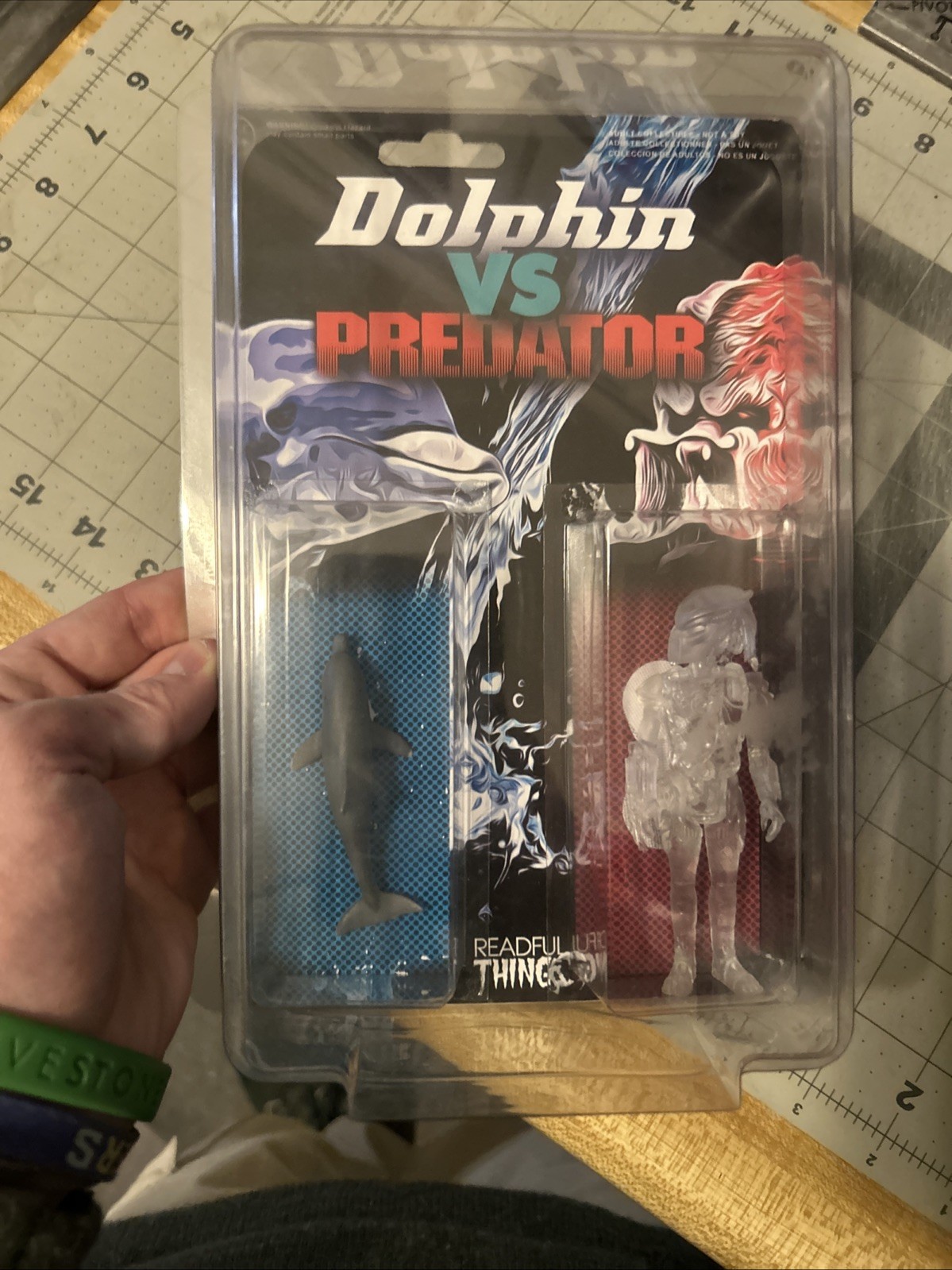 Custom 1/1 Parody Dolphin vs Predator – Readful Things – Action Figure SHIPS NOW