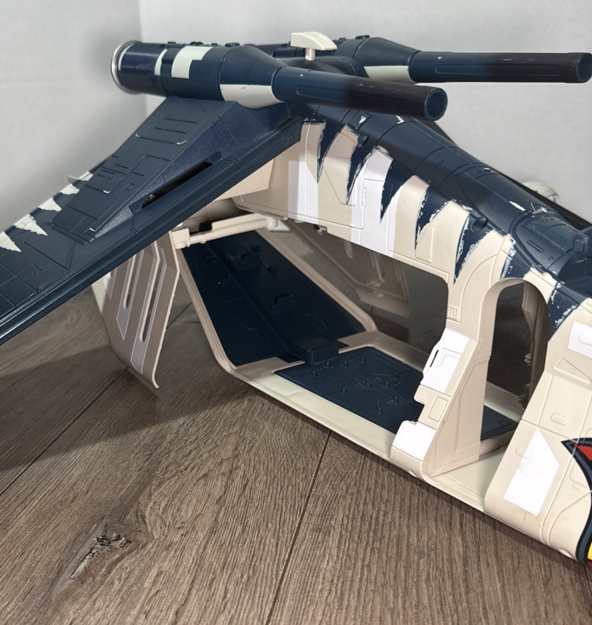 Star Wars Clone Wars Republic Gunship Tiger Shark Saga Vintage Collection