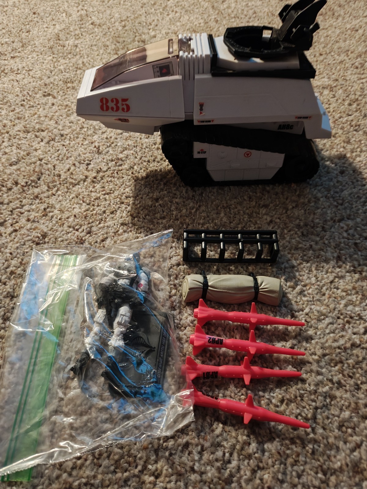 GI Joe Cobra Arctic HISS Tank Vehicle with Driver