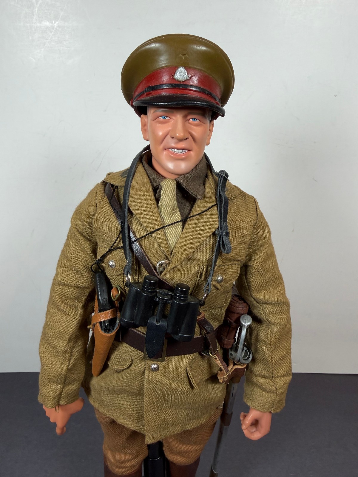 Dragon CUSTOM Kitbash WWII British Guard Officer 12&Prime; Figure 1/6 Scale H117