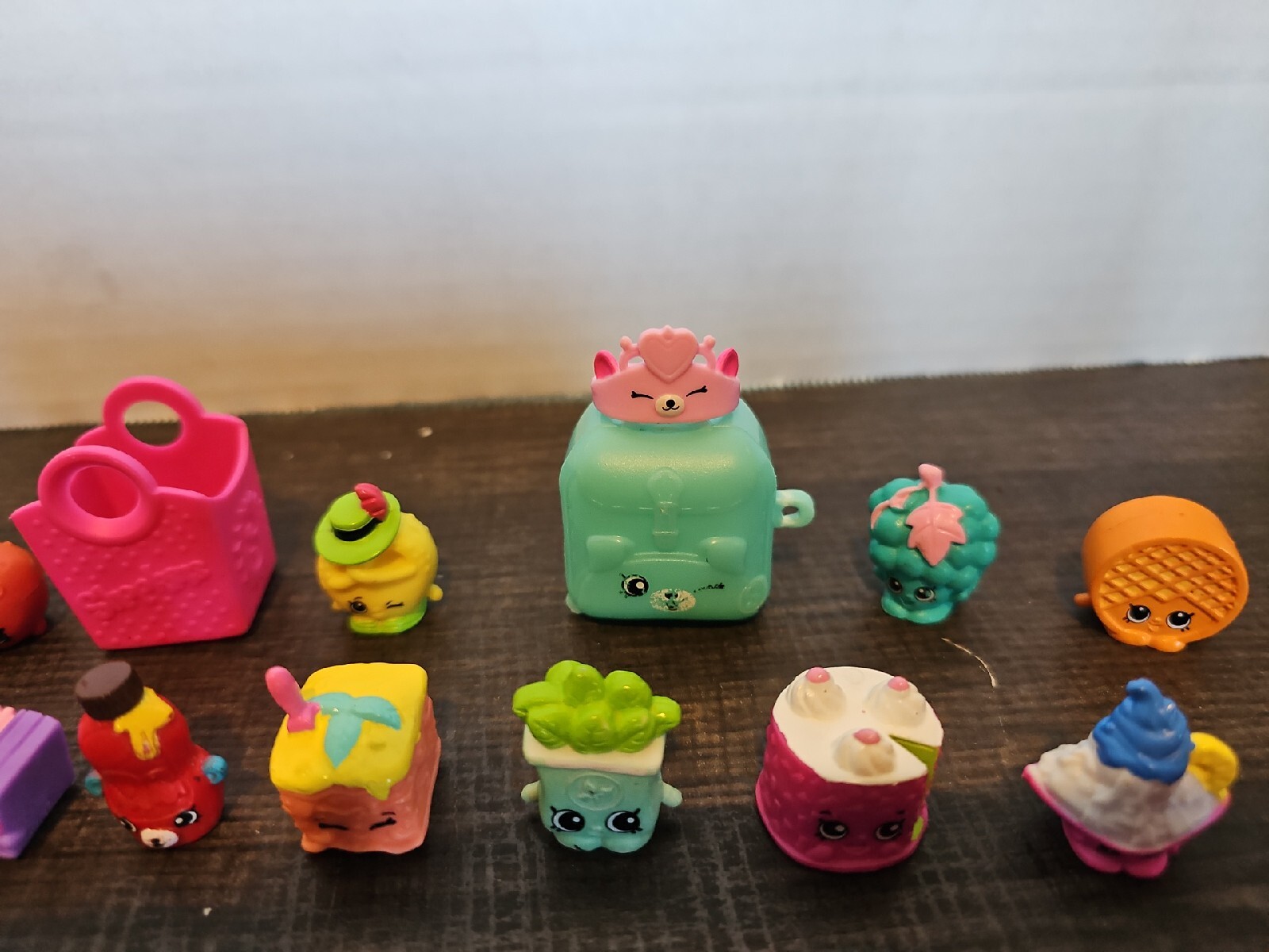 Shopkins Lot of 39 Shopkins and Shopkins accessories Common/Uncommon/Rare