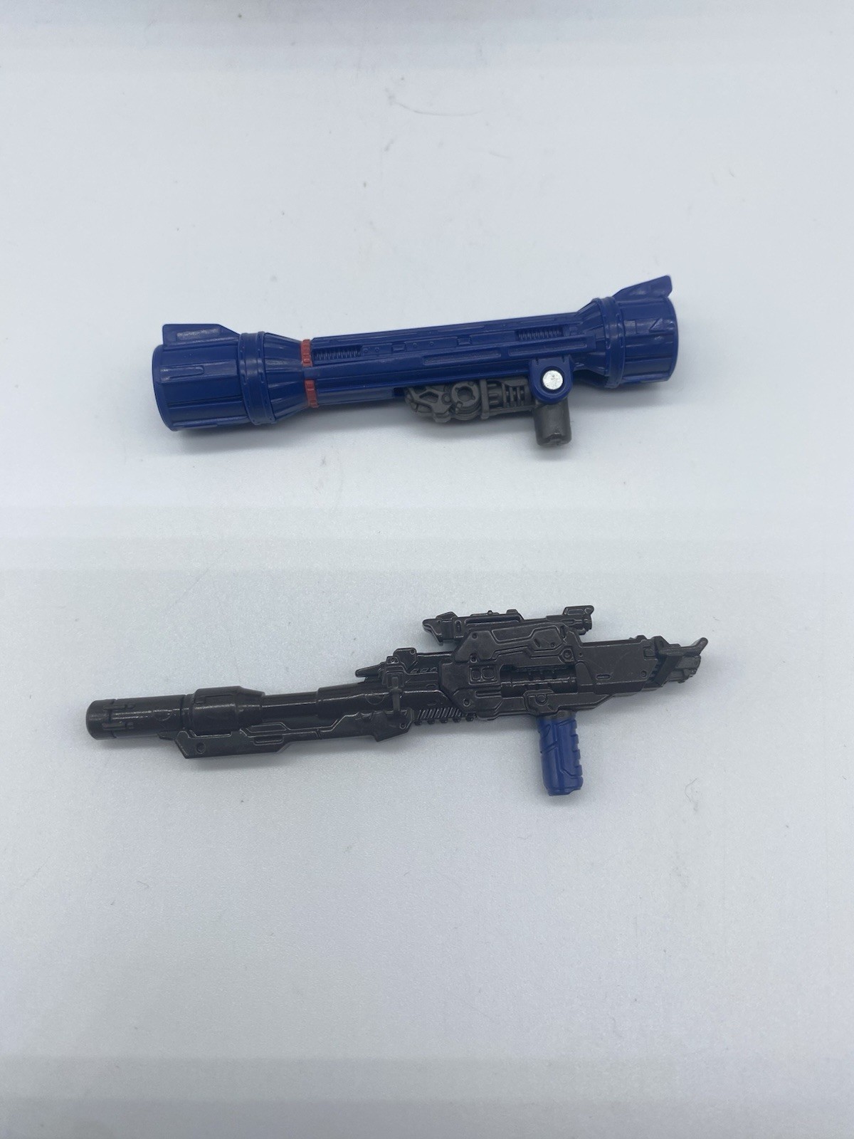 Transformers Studio Series SS-83 Soundwave Voyager Class Figure w Ravage Cassett