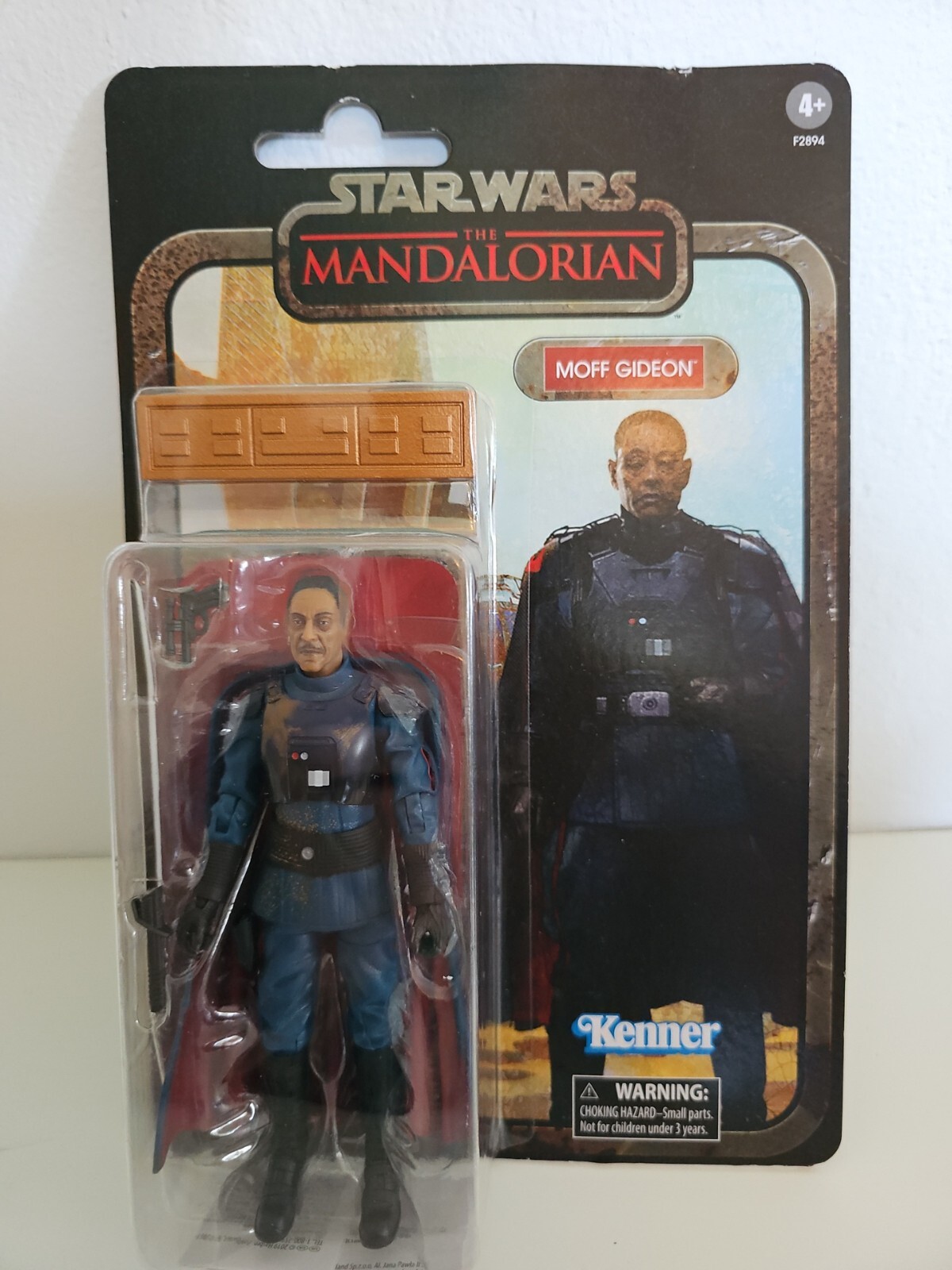 Kenner Star Wars The Mandalorian: Credit Collection Moff Gideon 6&Prime; Figure