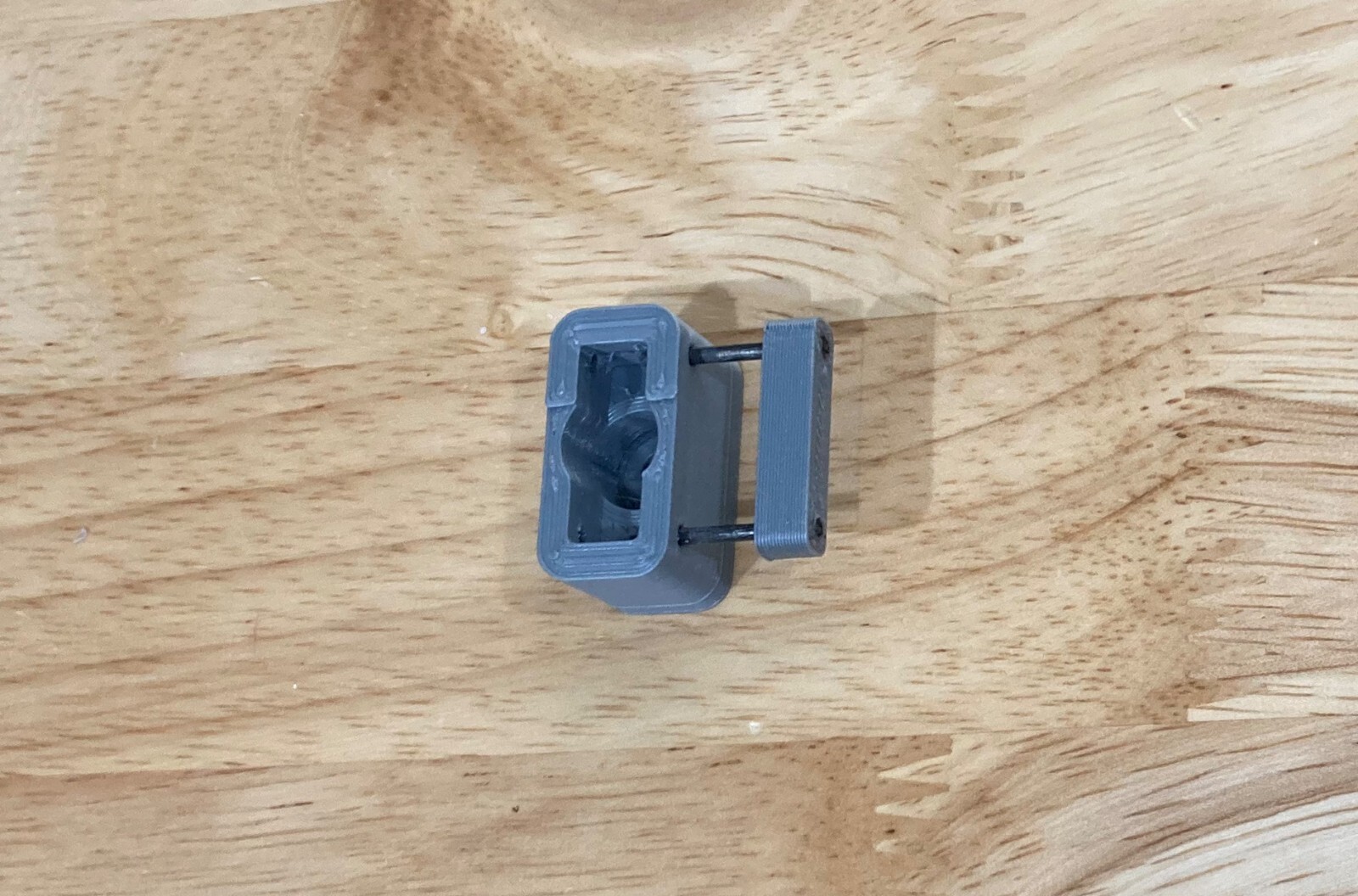 Star Wars Jedi Starfighter Wall Mounting Bracket – 3.75&Prime; scale – read full desc