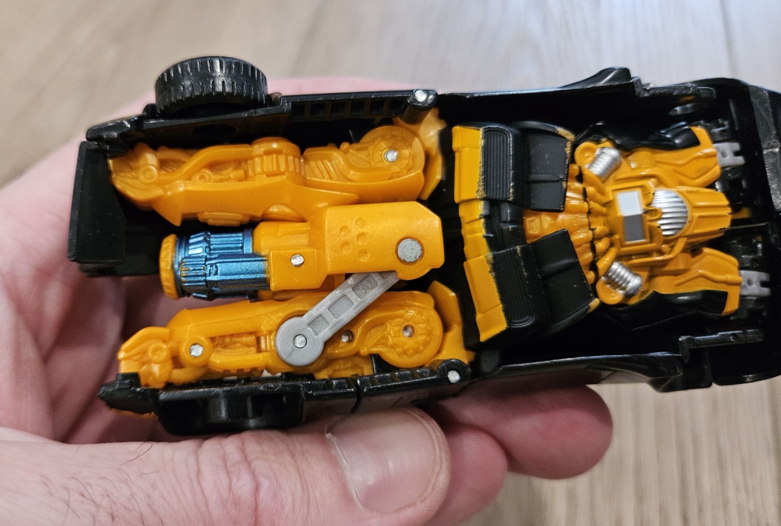 Transformers Age Of Extinction High Octane Bumblebee Hasbro DAMAGED PARTS ONLY