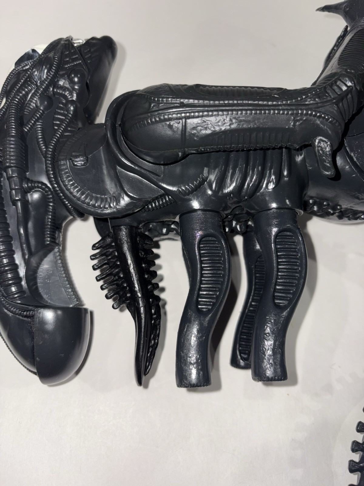 ALIEN KENNER 1979 BIG CHAP FIGURE 18” Excellent Condition Repro Dome