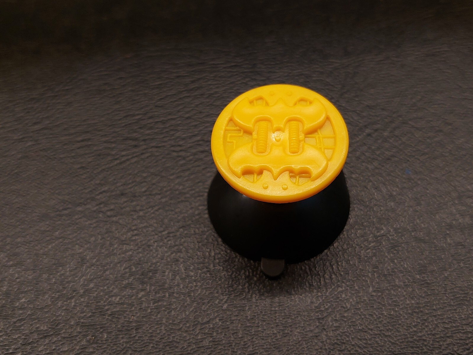 Kenner 1995 Batman Forever Attack Wing Batman Weapon Suction Cup Accessory Part
