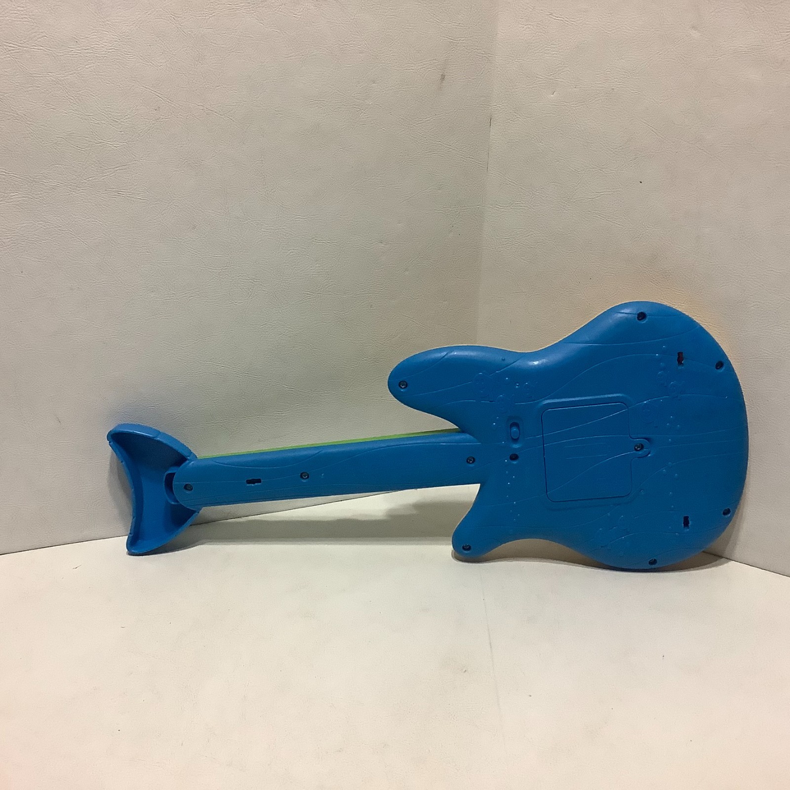 2012 Mattel Bubble Guppies Fin-Tastic Guitar Works 17&Prime; Long