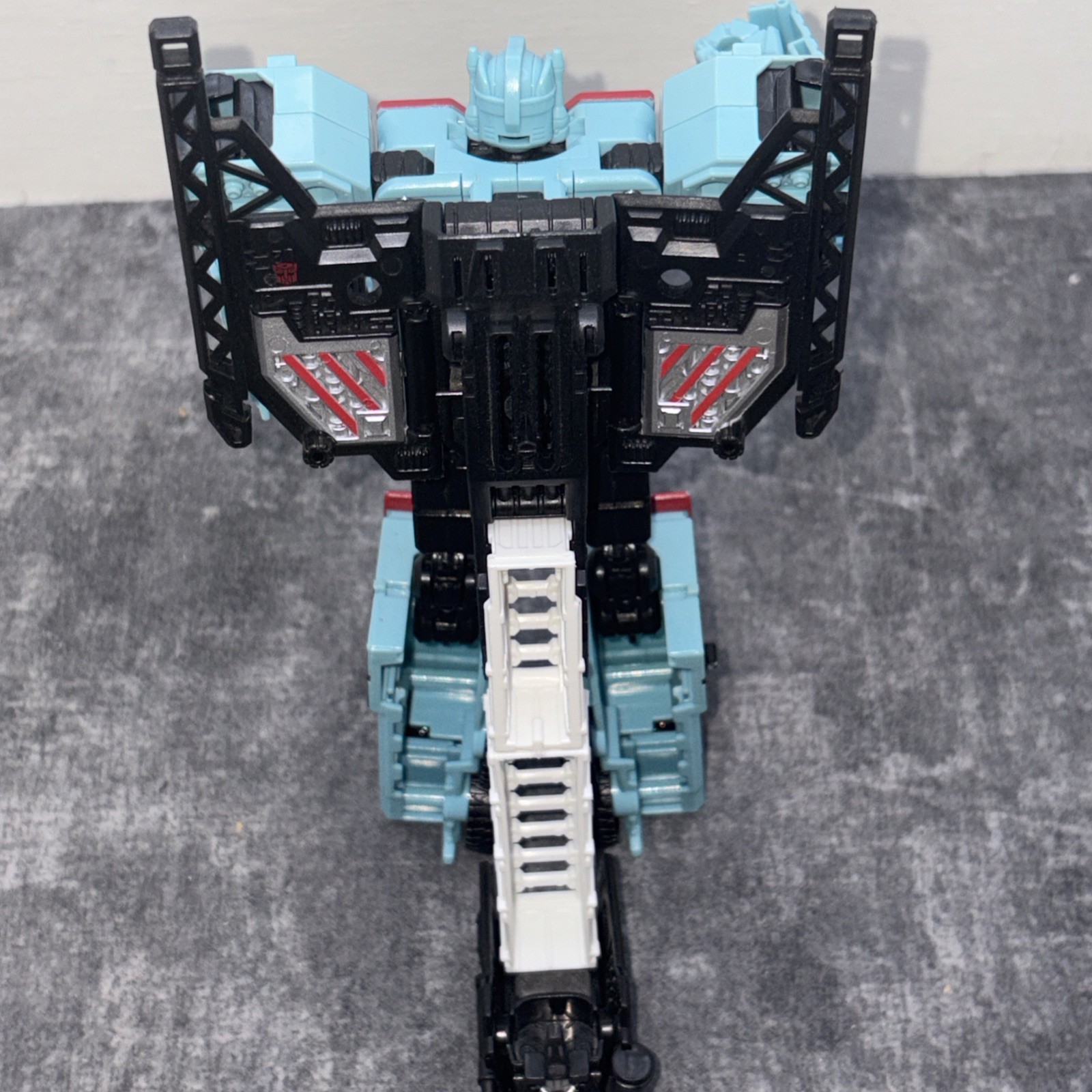 Transformers Generations: Combiner Wars – Protectobot HOT SPOT Incomplete