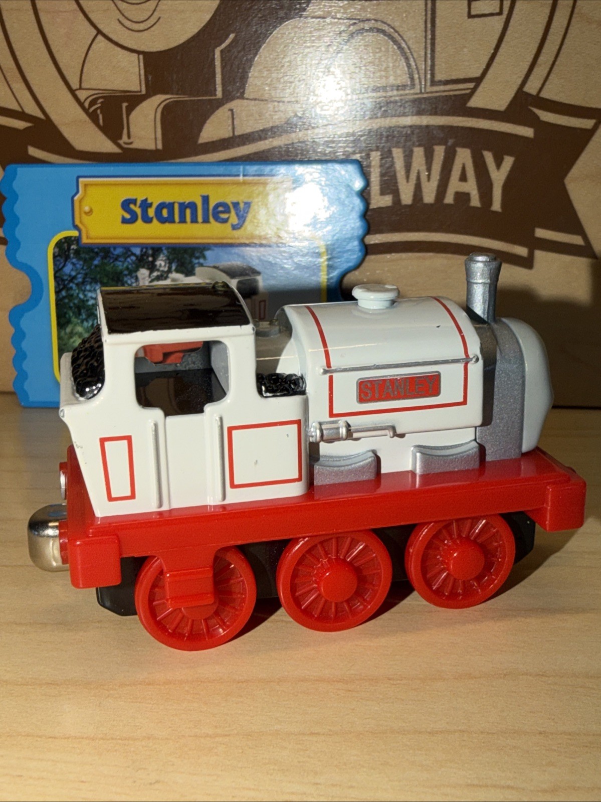 STANLEY ! THOMAS FRIENDS TRAIN Diecast 2007 TAKE N PLAY ALONG COLLECTOR CARD !