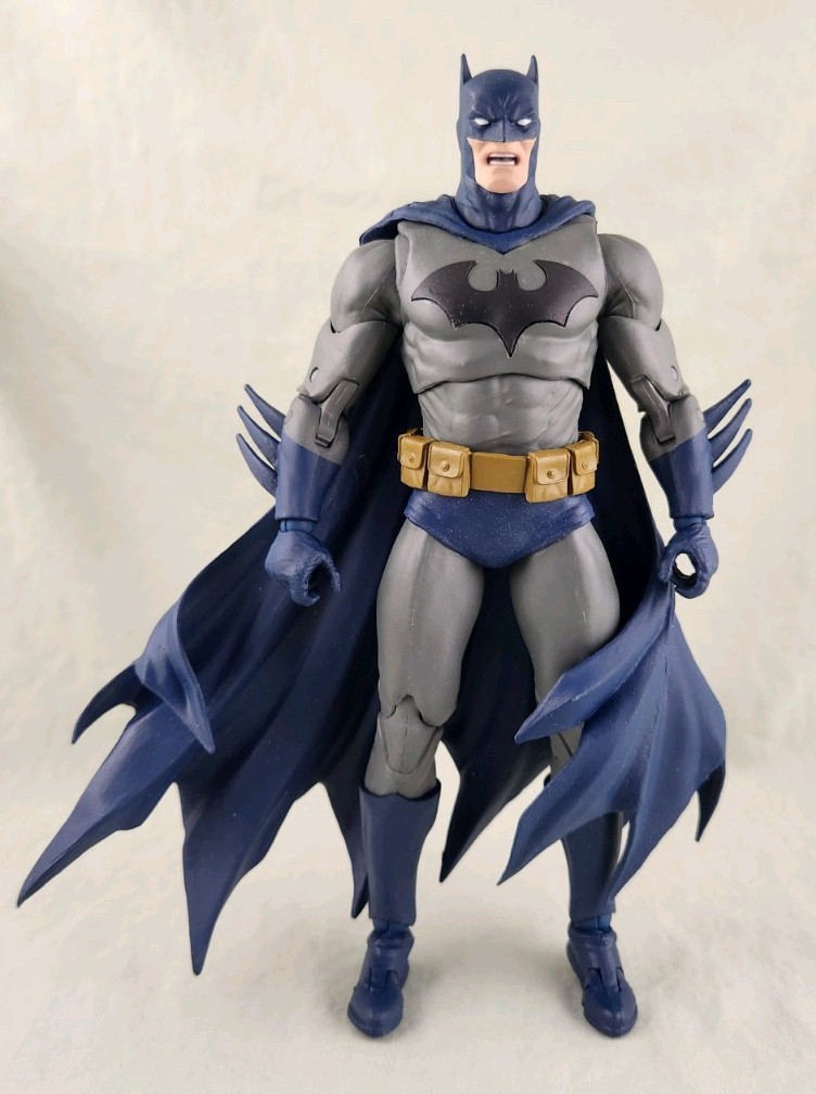 McFarlane DC Multiverse Batman Gold Label Hush Under The Red Hood 2023