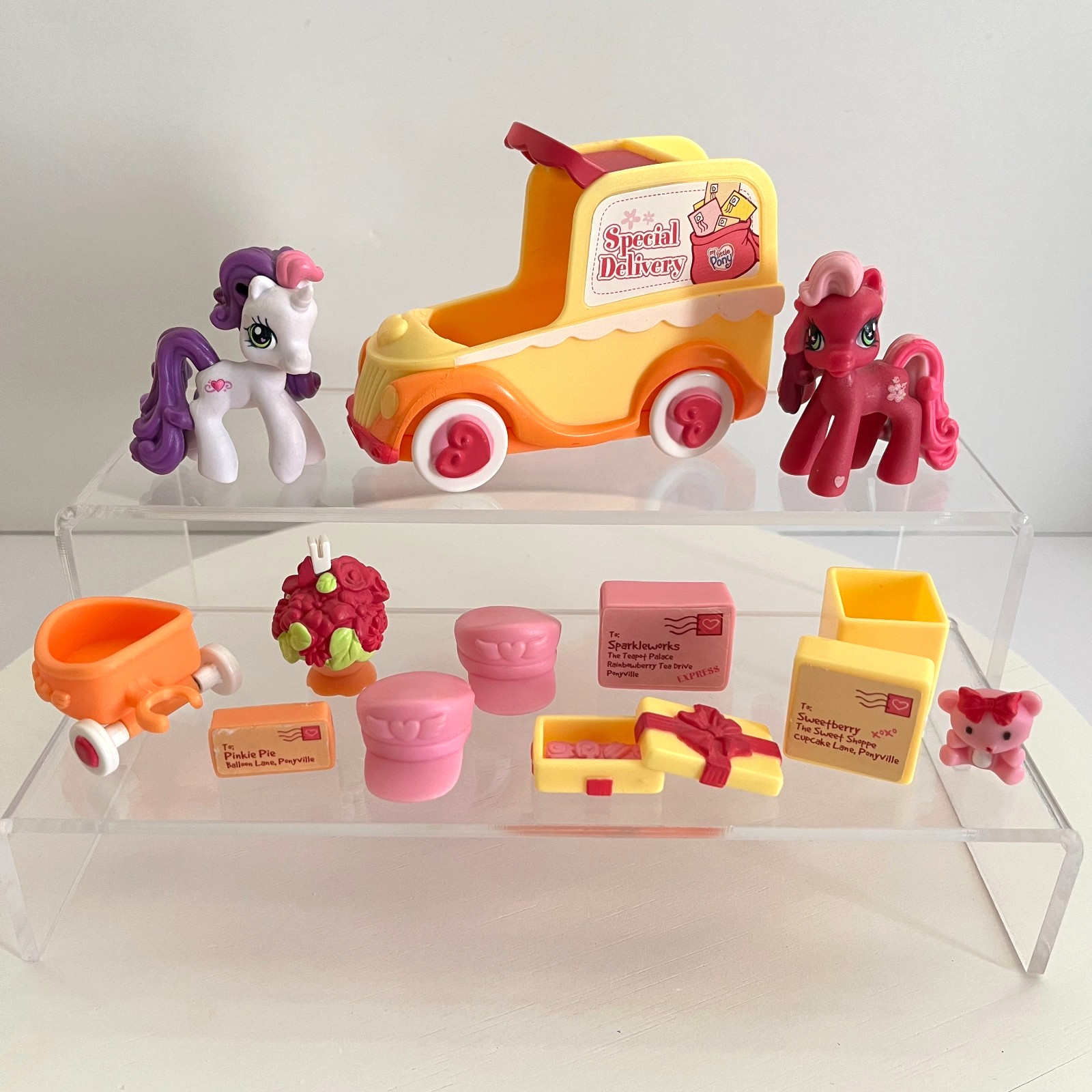 My Little Pony Ponyville Deliver Goodies with Cheerilee Sweetie Belle Playset