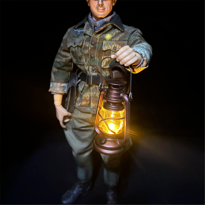 1/6 Scale Oil Lamp Model Scene Props for 12&Prime; Action Figure Soldier Toys Plastic