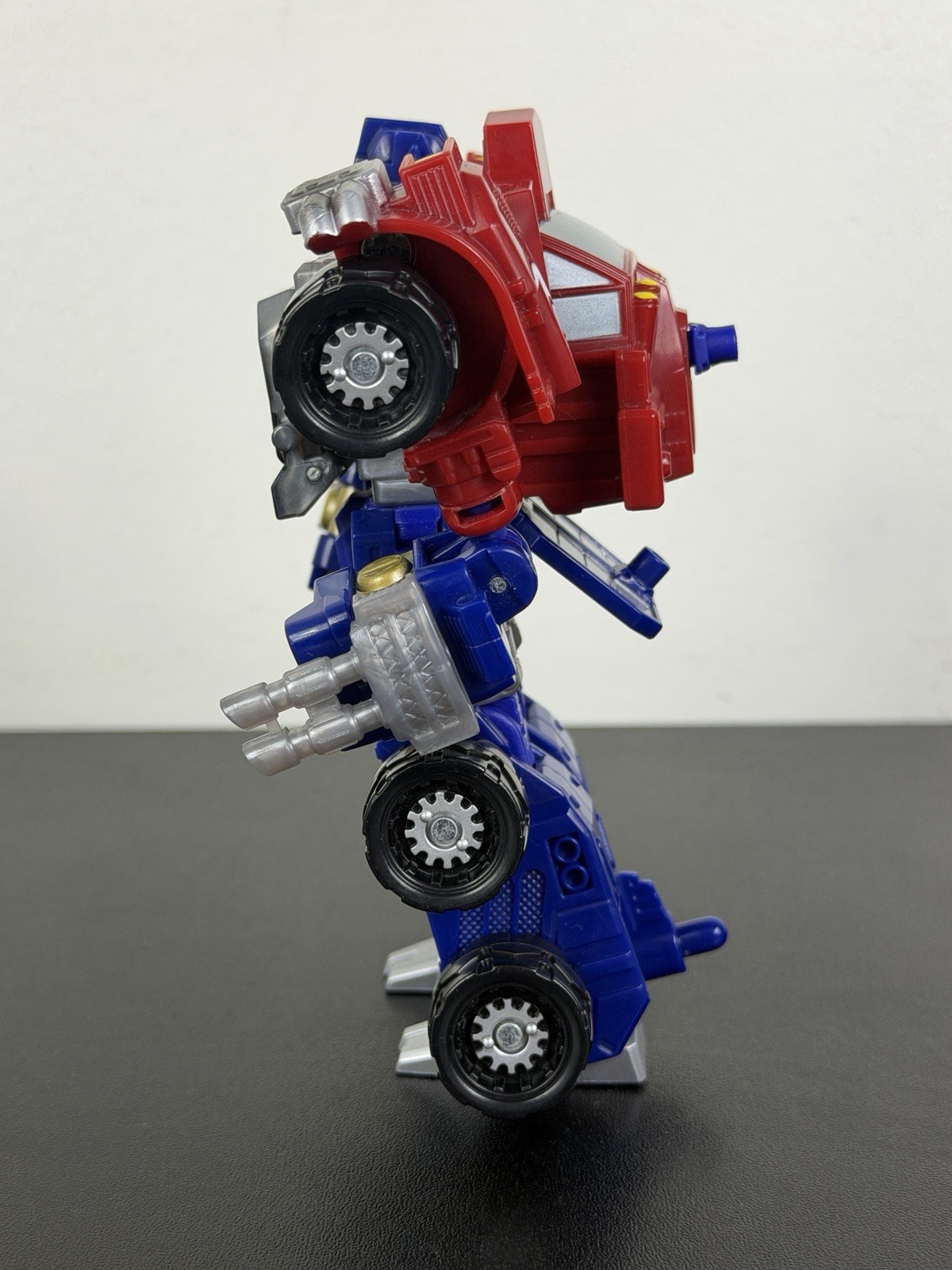 TRANSFORMERS Armada 2002 – OPTIMUS PRIME 5&Prime; Deluxe Super-Con