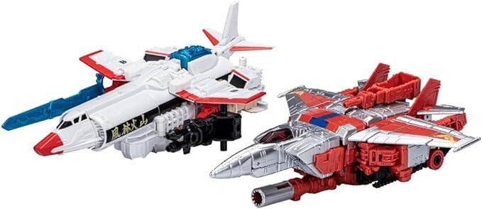 Transformers Street Fighter II 35TH Optimus Prime RYU vs Megatron BISON TAKARA