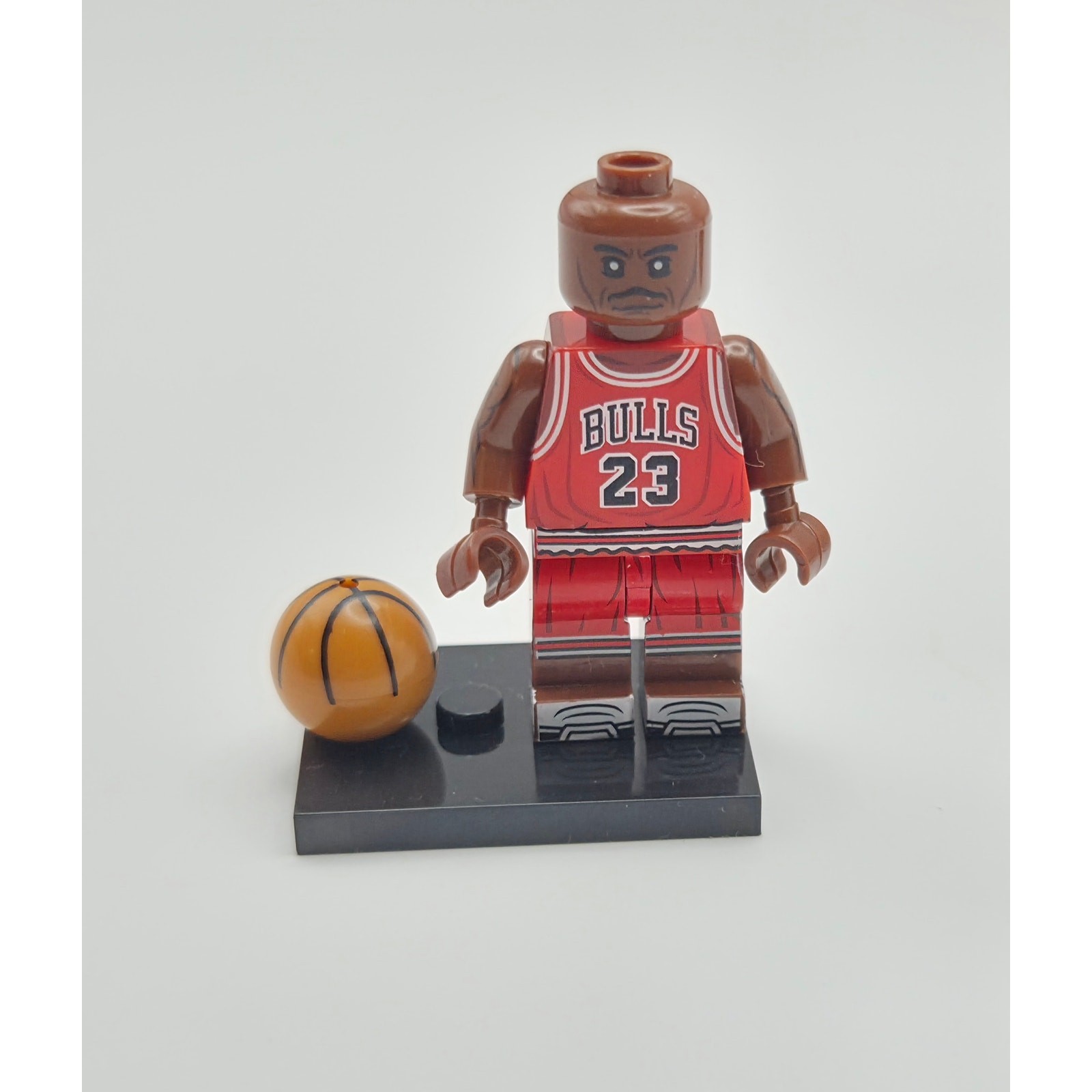 Custom Michael Jordan Kobe Bryant Basketball Minifigure Lot W/ Balls & Stands