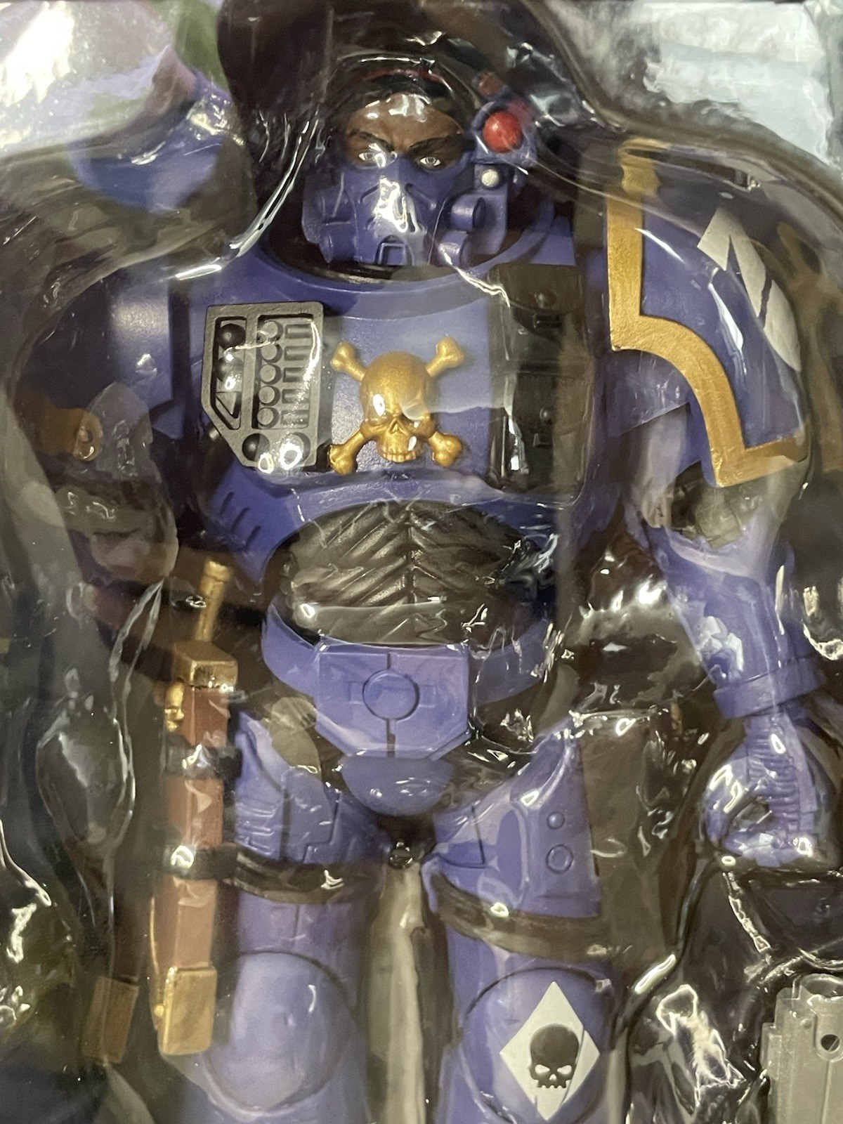 McFarlane Warhammer 40k Lieutenant in Phobos Armour Ultramarines 7in Figure NEW