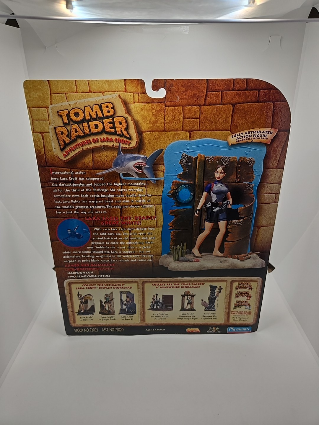 Playmates Tomb Raider Lara Croft Deep Sea Action Figure vs Great White 1999