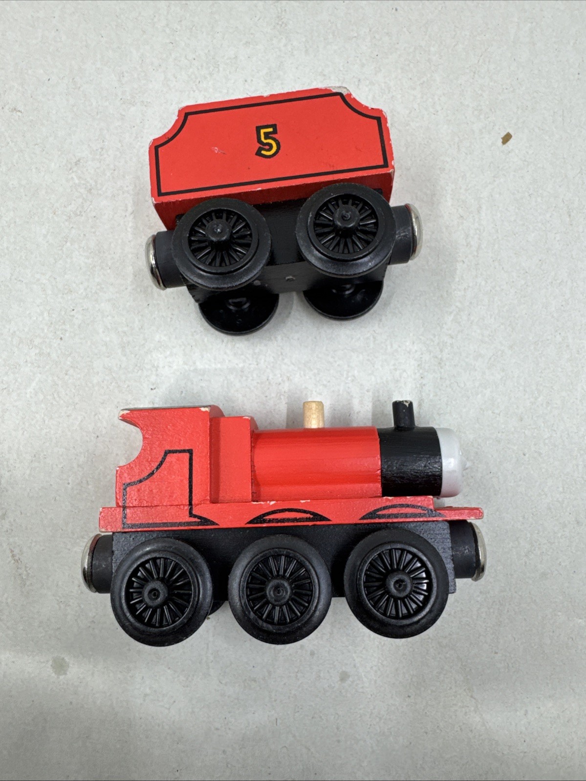 JAMES with UNPAINTED STACK! 1st Edition! Flat Magnets Staples Thomas Wooden 1992