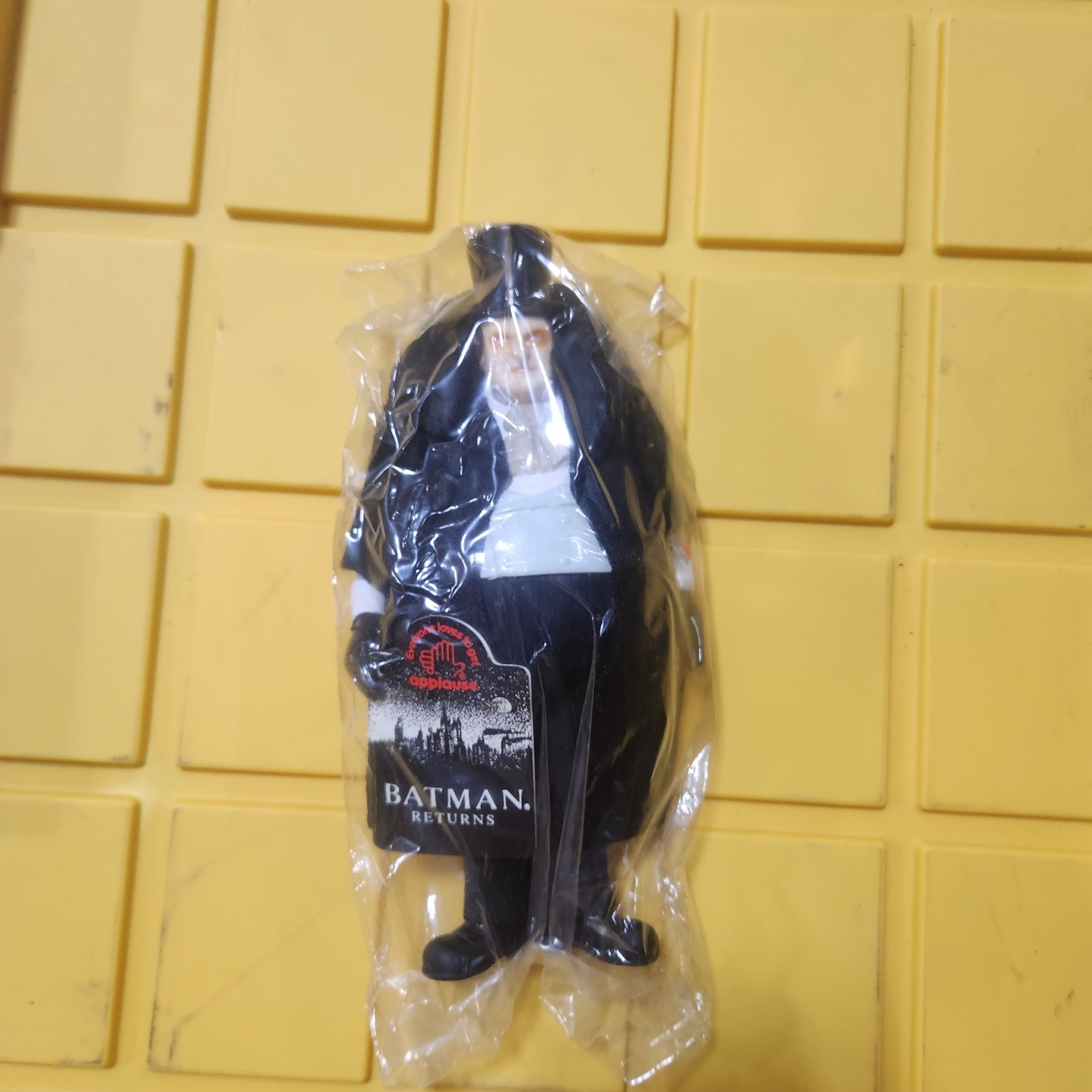 Applause The Penguin 1992 Batman Returns Figure 9&Prime; Danny Devito C20#1