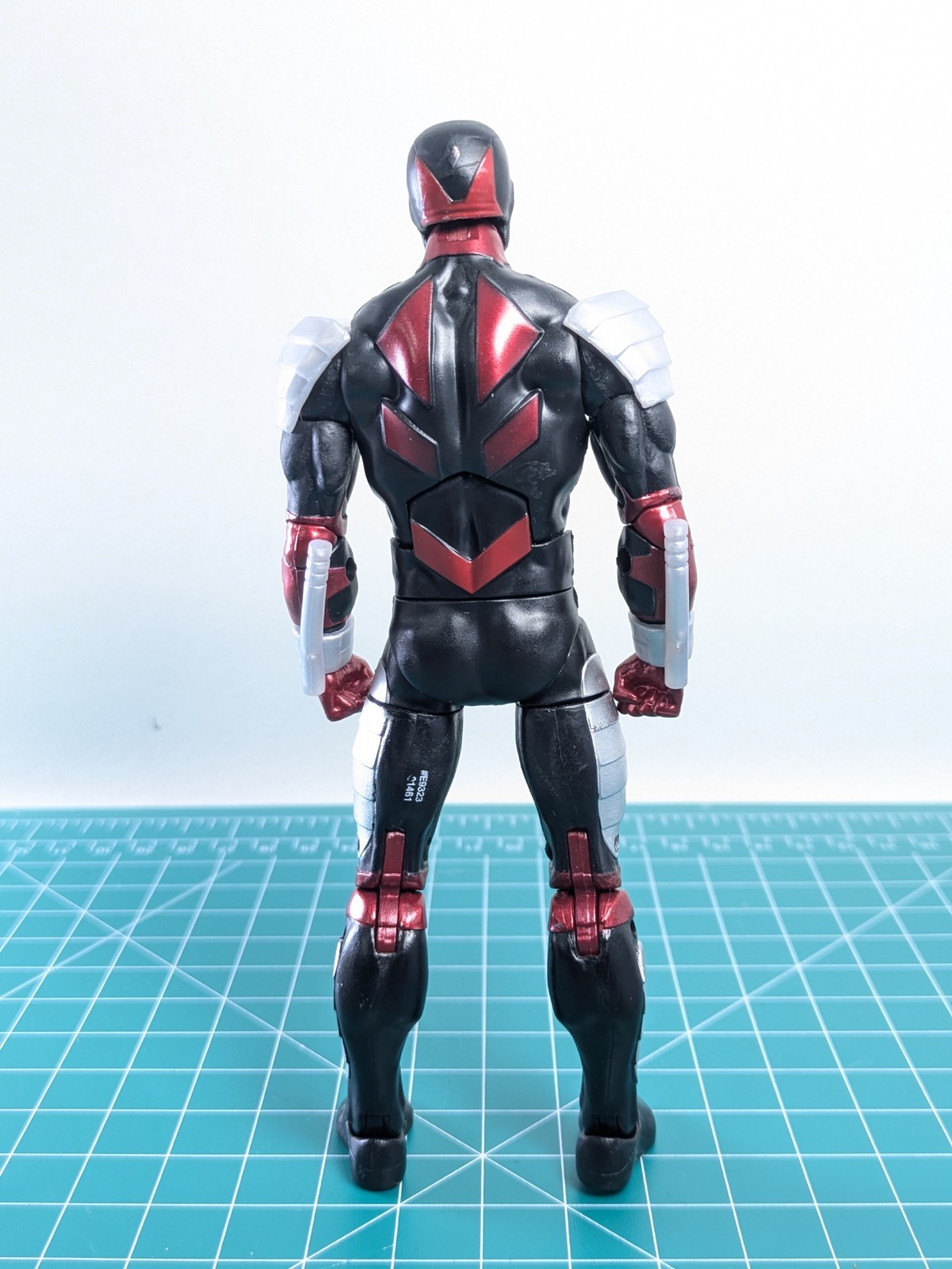 Marvel Legends Armored Daredevil Retro Carded 6” Action Figure