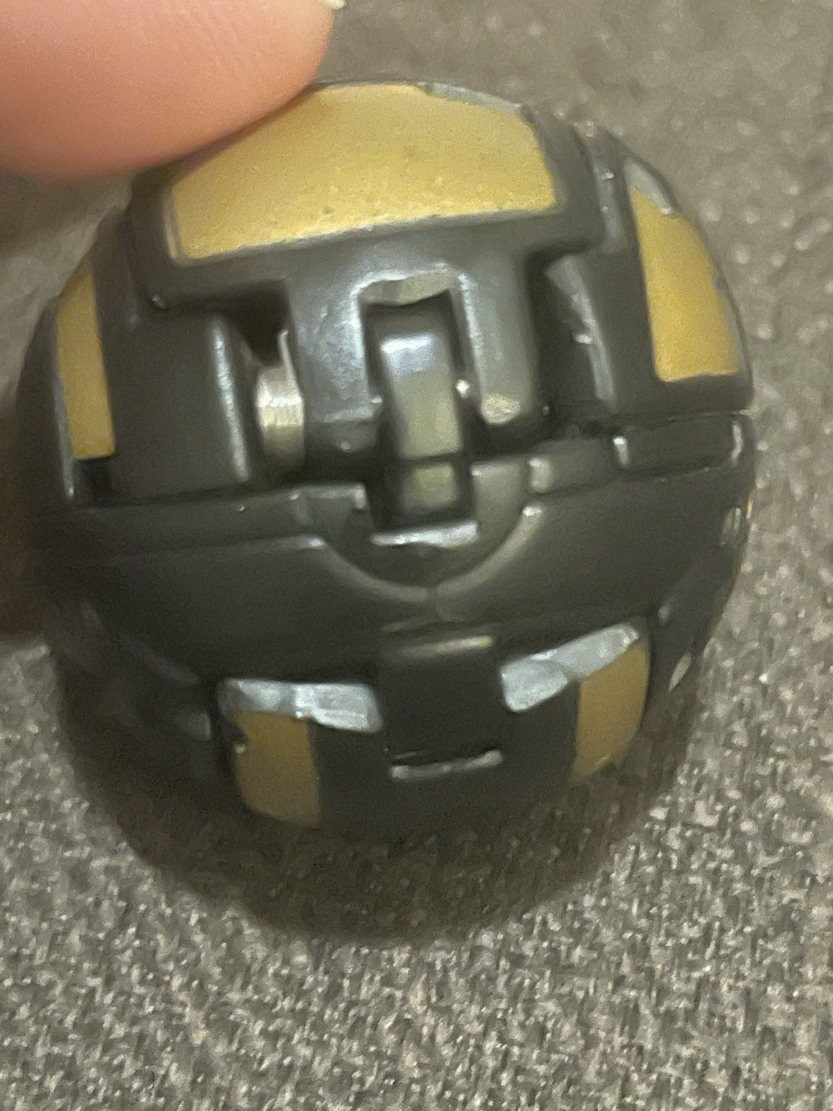 Bakugan Bronze Attack B2 Darkus Gold Black Fortress 650G Read Description