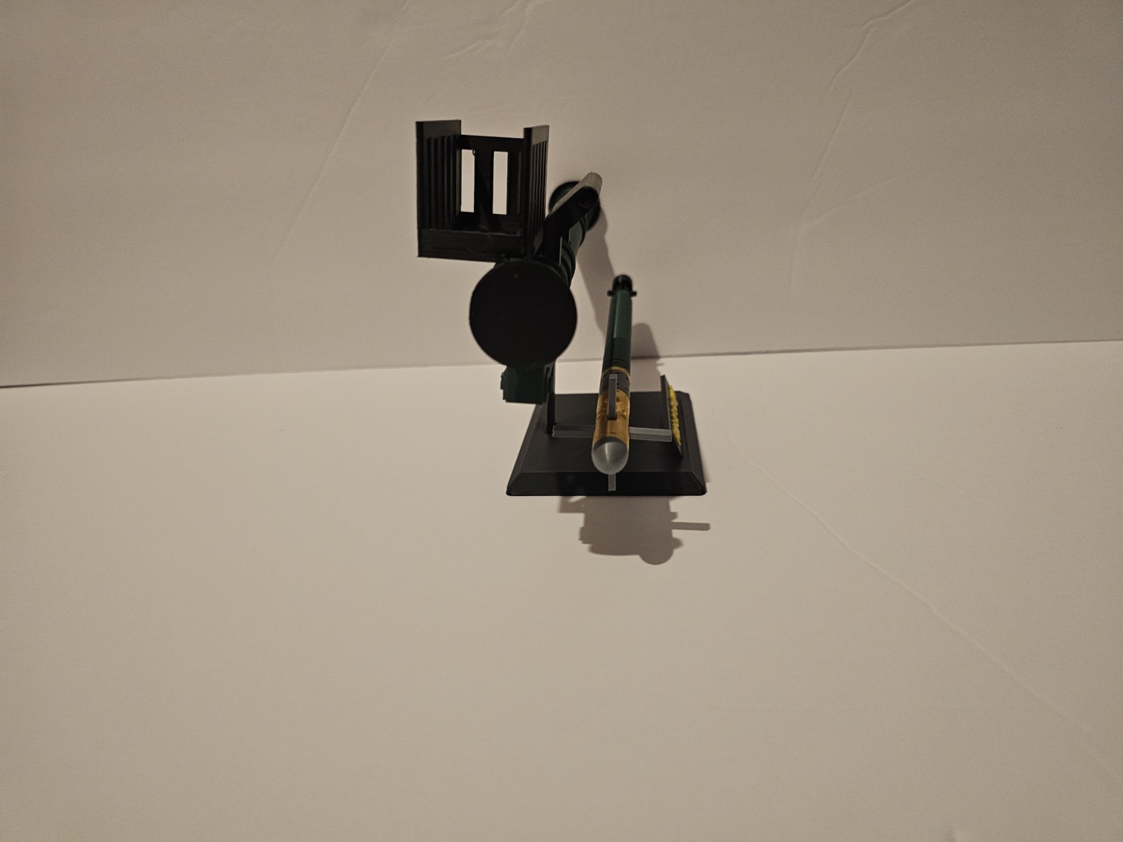 FIM 92 Stinger Missile Launcher Static Model 1:7 3D Printed Military Desktop Toy