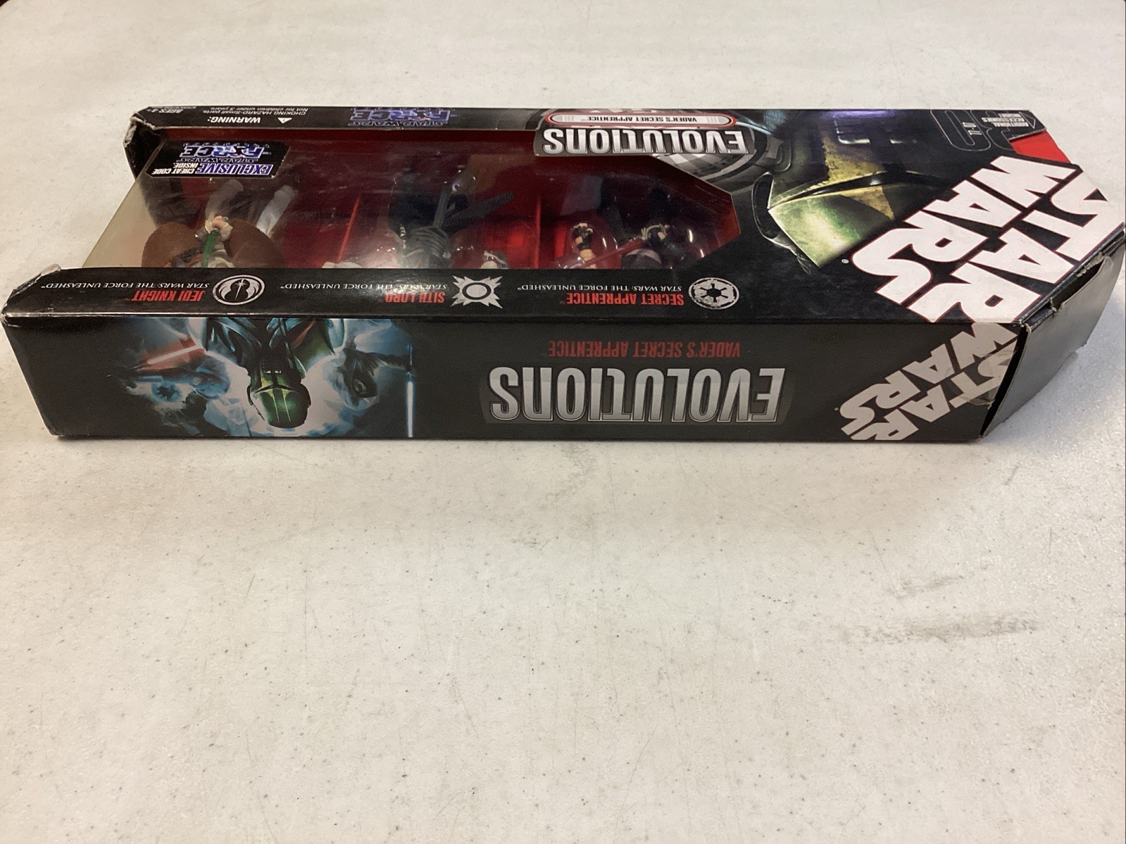 Hasbro Star Wars The Force Unleashed Evolution Vader&rsquo;s Secret Apprentice Action