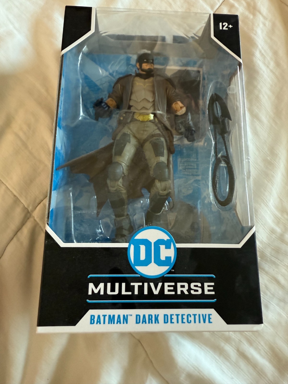 McFarlane Toys DC Universe Batman Dark Detective 7 in Action Figure – MCF15354
