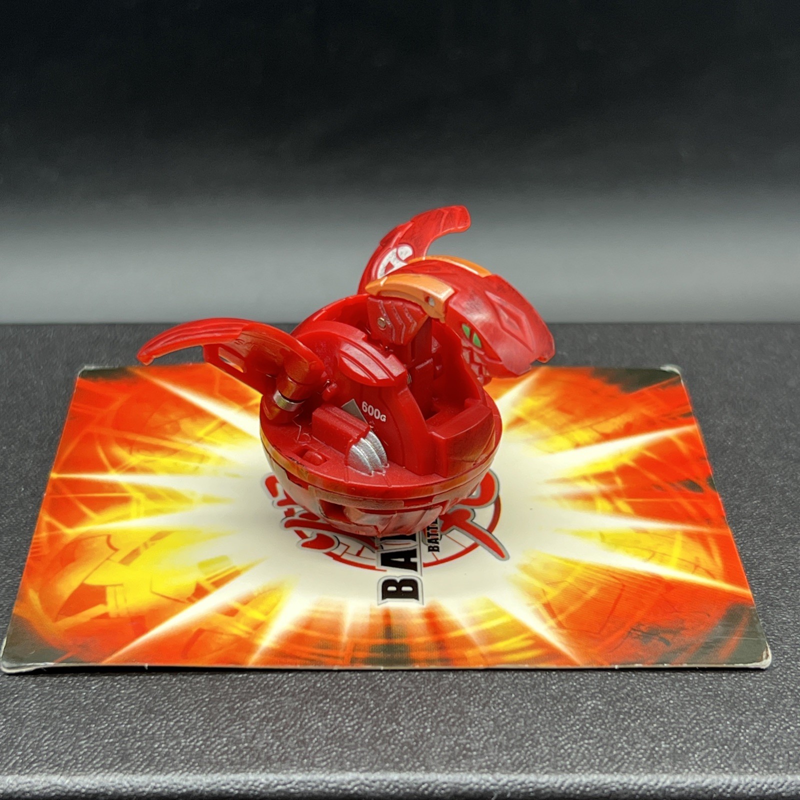 Pyrus Battle Damaged Hyper Dragonoid 600G Bakugan Battle Brawlers