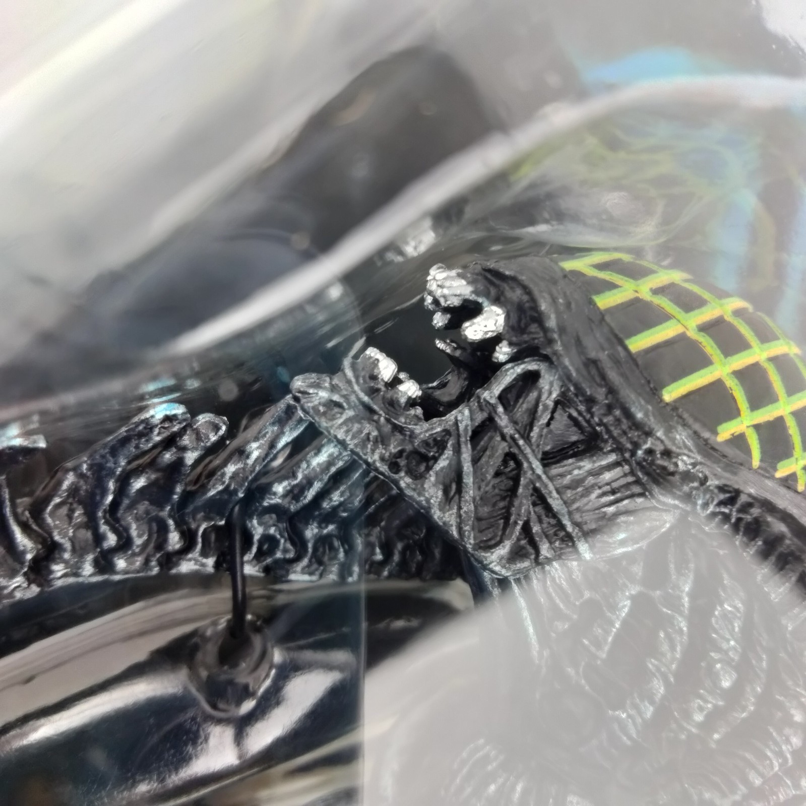 NECA AVP Alien vs Predator Grid Alien 12&Prime; 1:12 Series 7 Toy Action Figure – BNIB