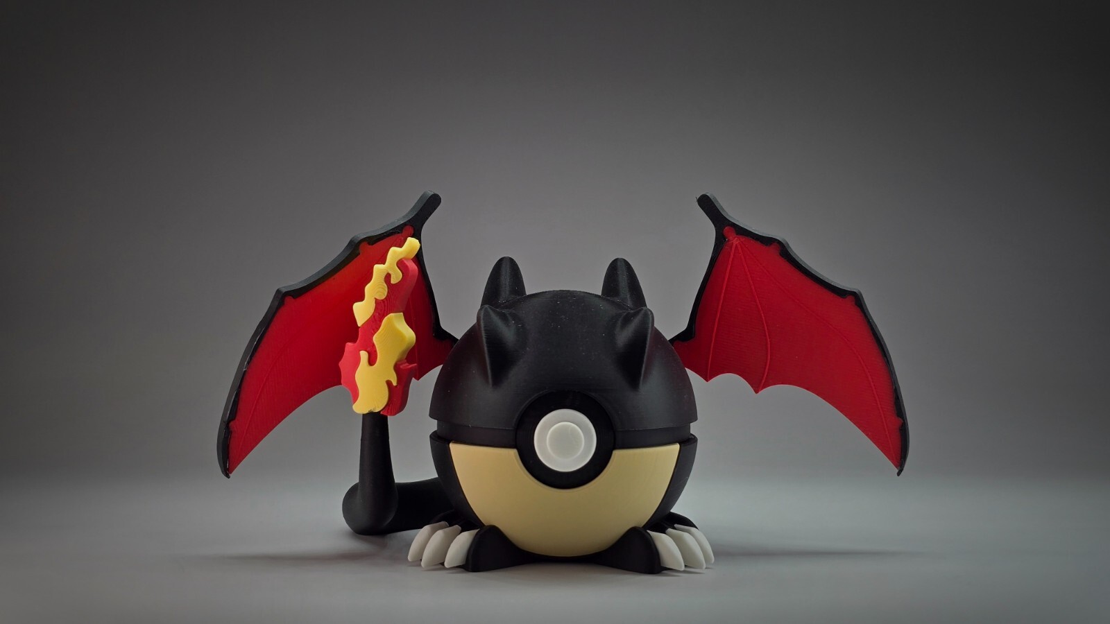 Shiny Charizard | Themed 3D Printed Pokeball | #0006 Charizard